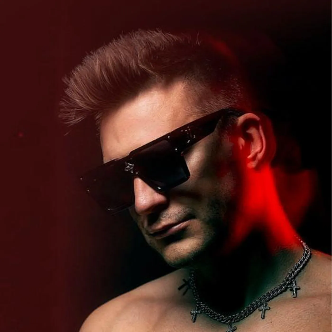 Toby DEE Brand Page