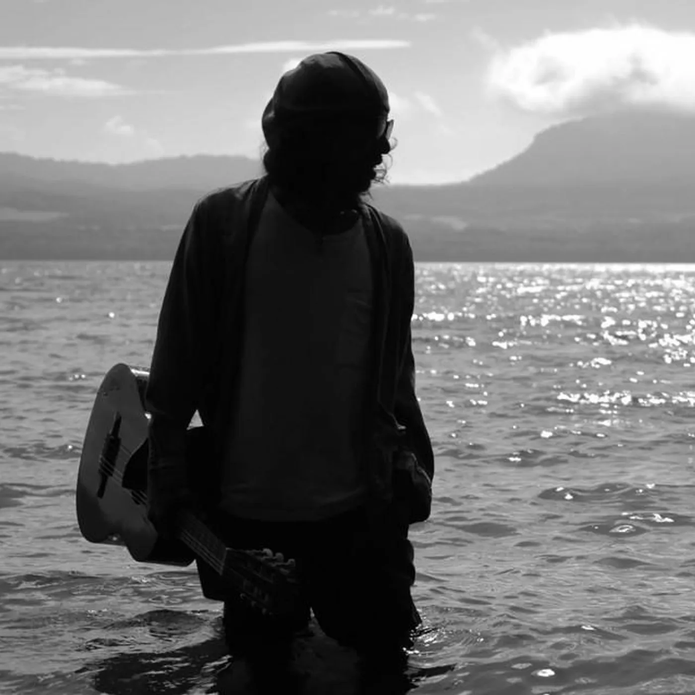 Tomohiro Higashida Brand Page
