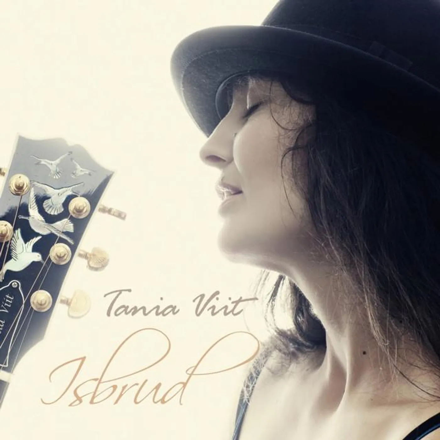 Tania Viit Brand Page