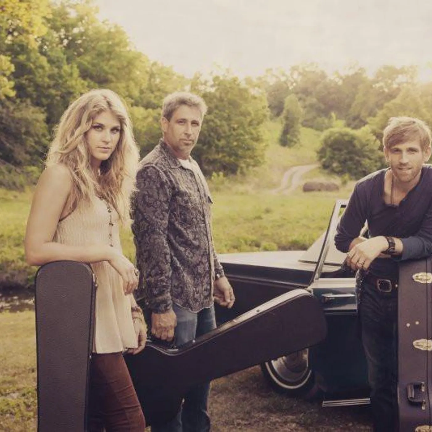 The Henningsens Brand Page