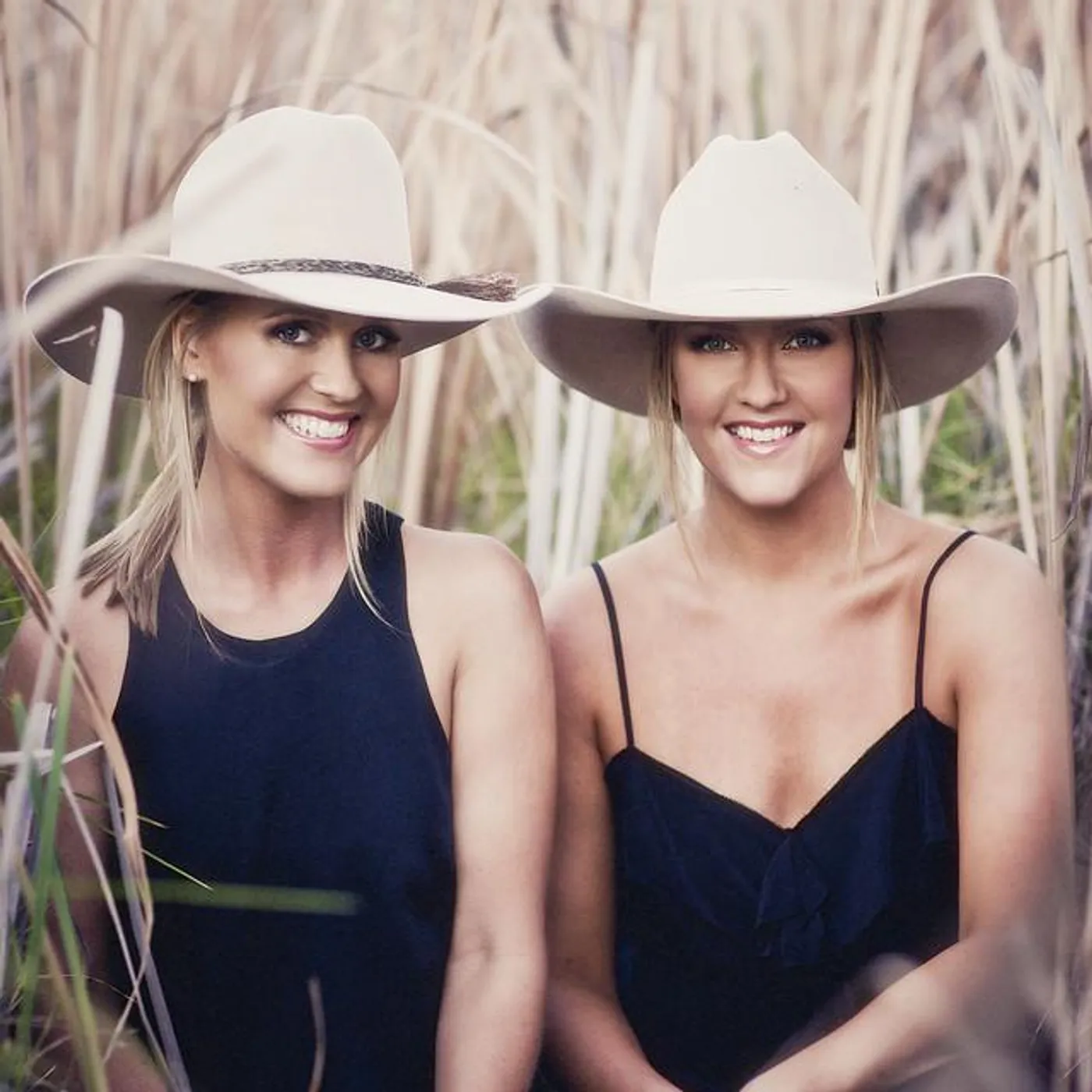 The Sunny Cowgirls