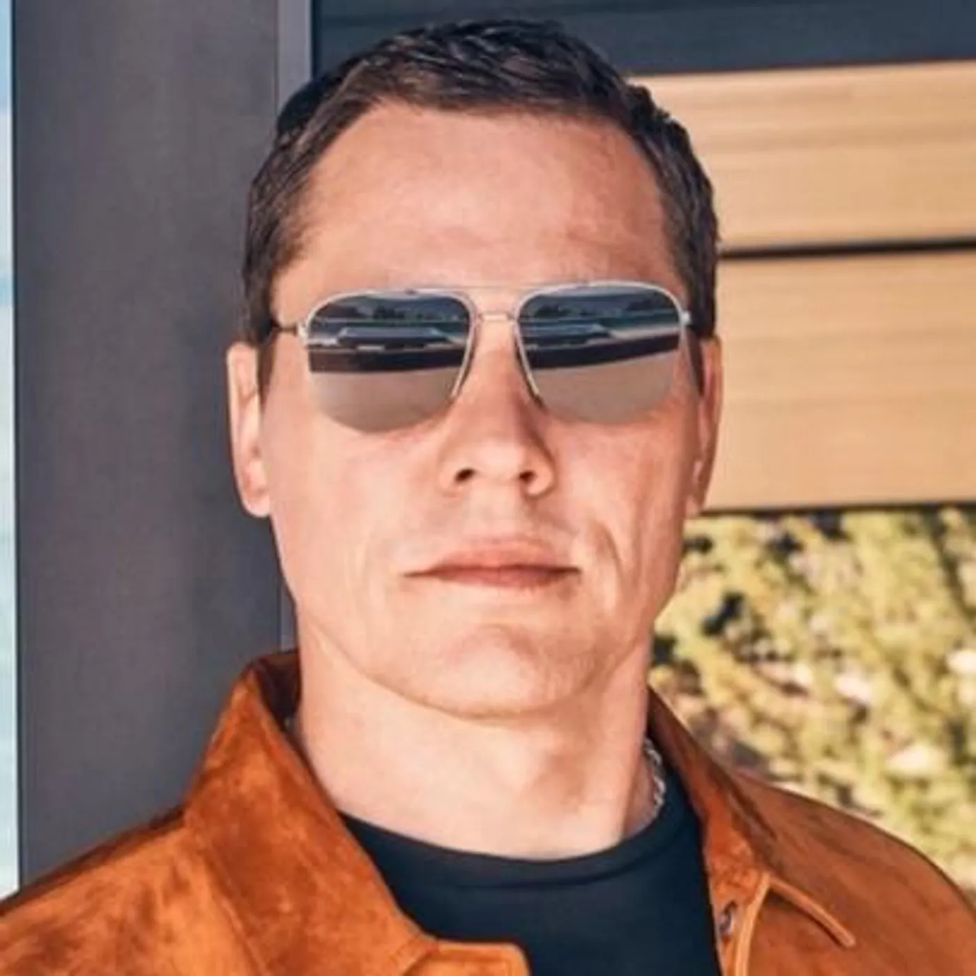 Tiësto Brand Page