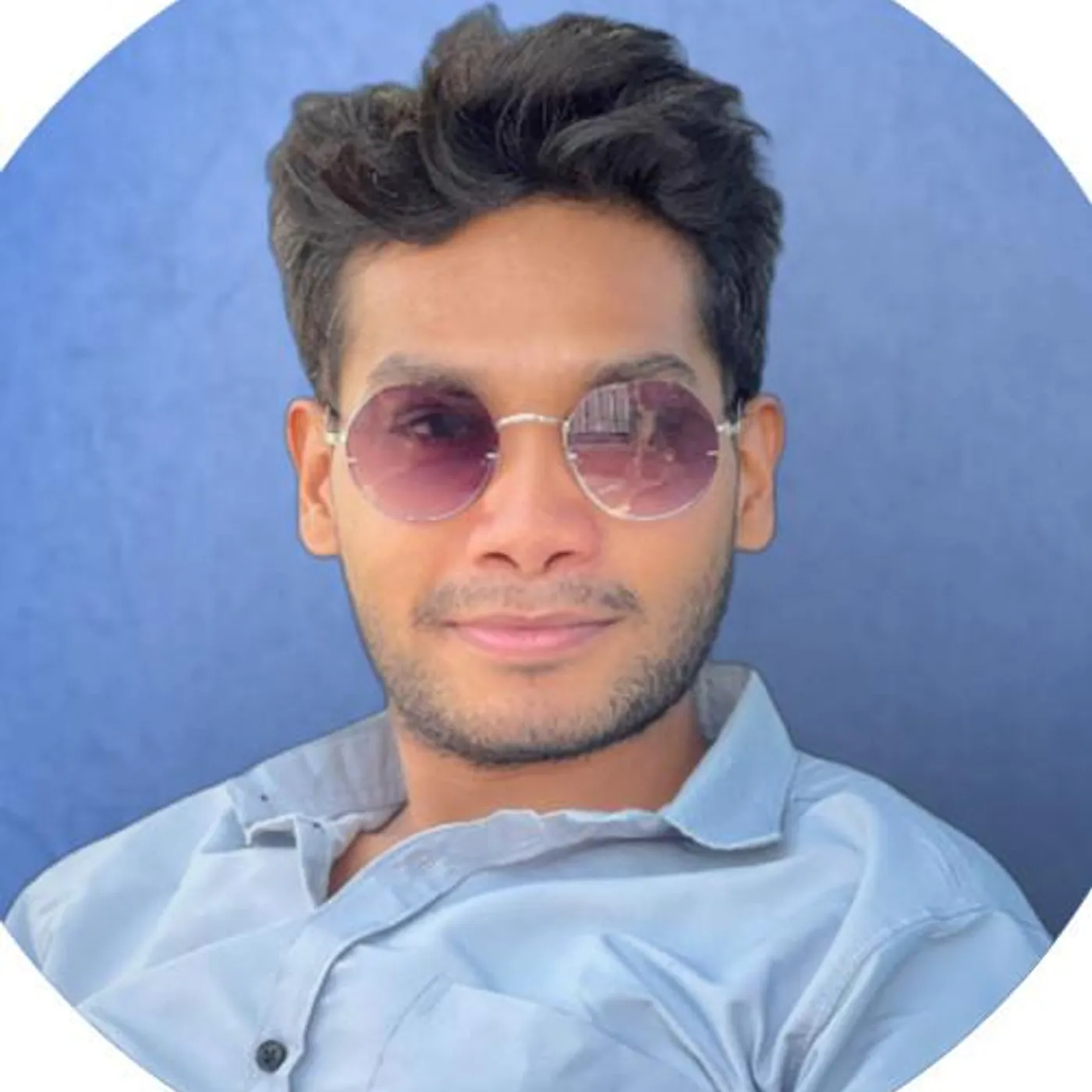 Vicky A Khan