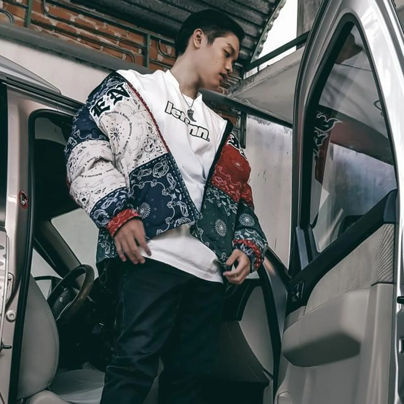 YnH Four Brand Page