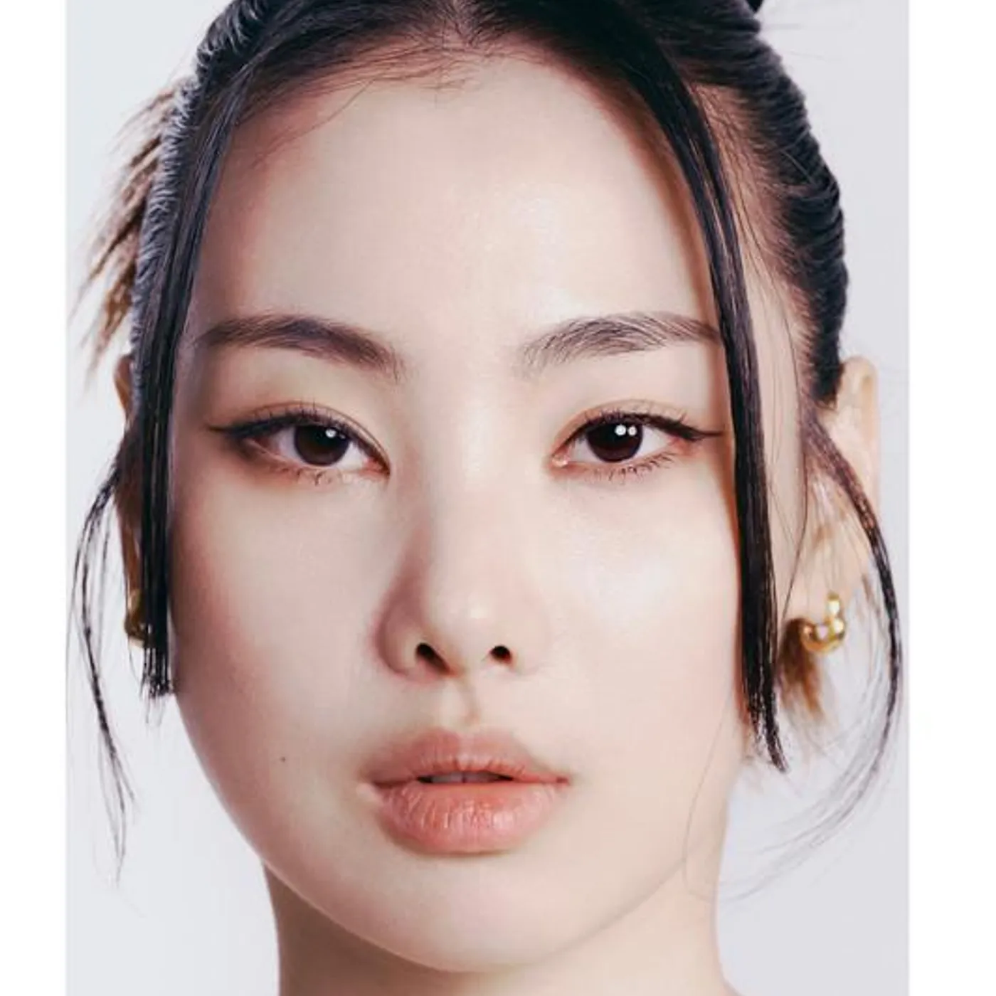 youra Brand Page
