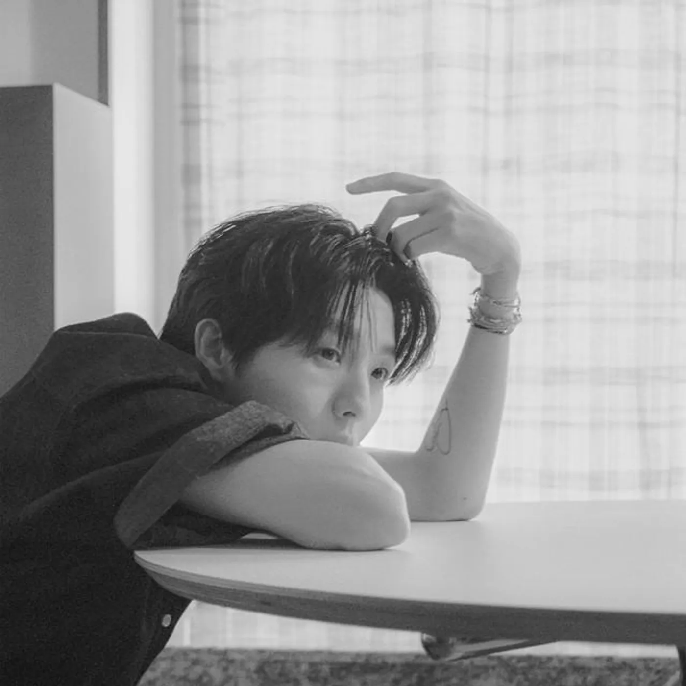 Yu Seung Woo Brand Page