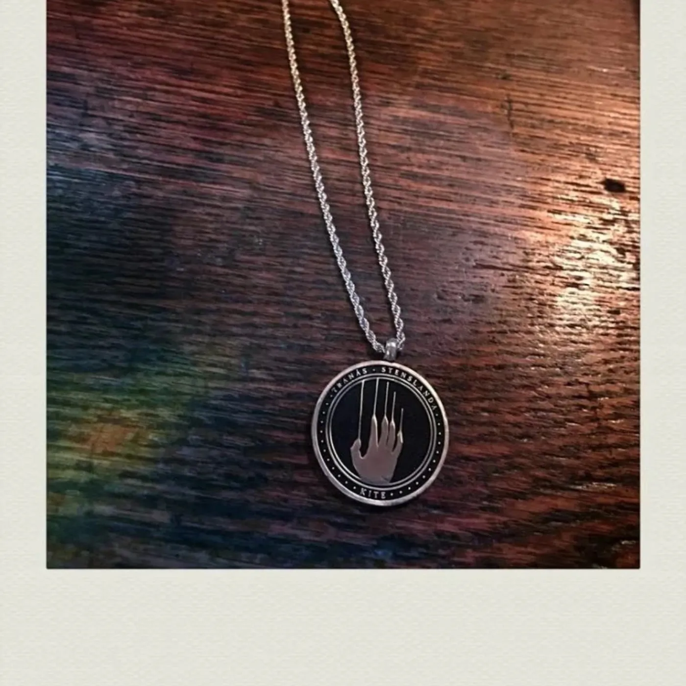 Kite Necklace