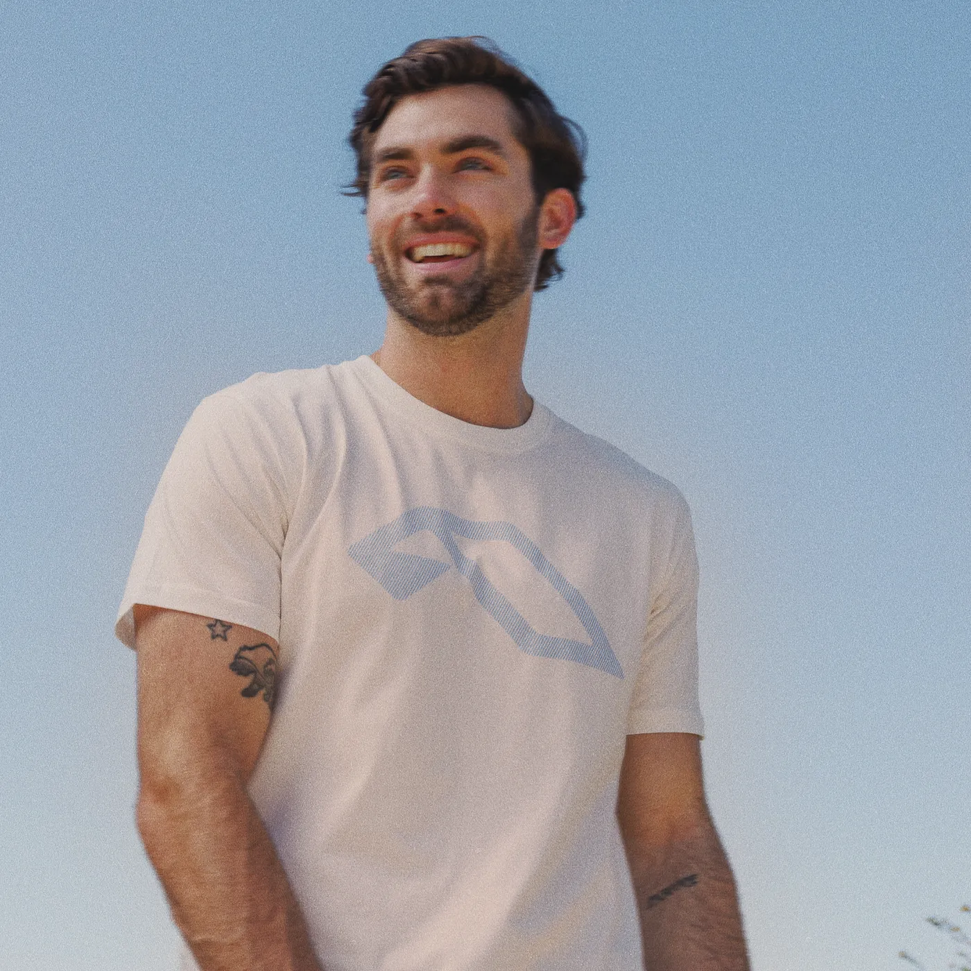  Anjunabeats Outdoors Natural Tee