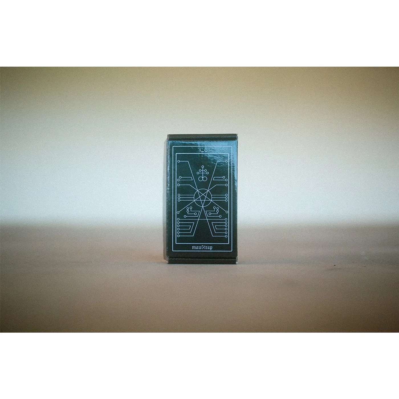 i_o Tarot Cards