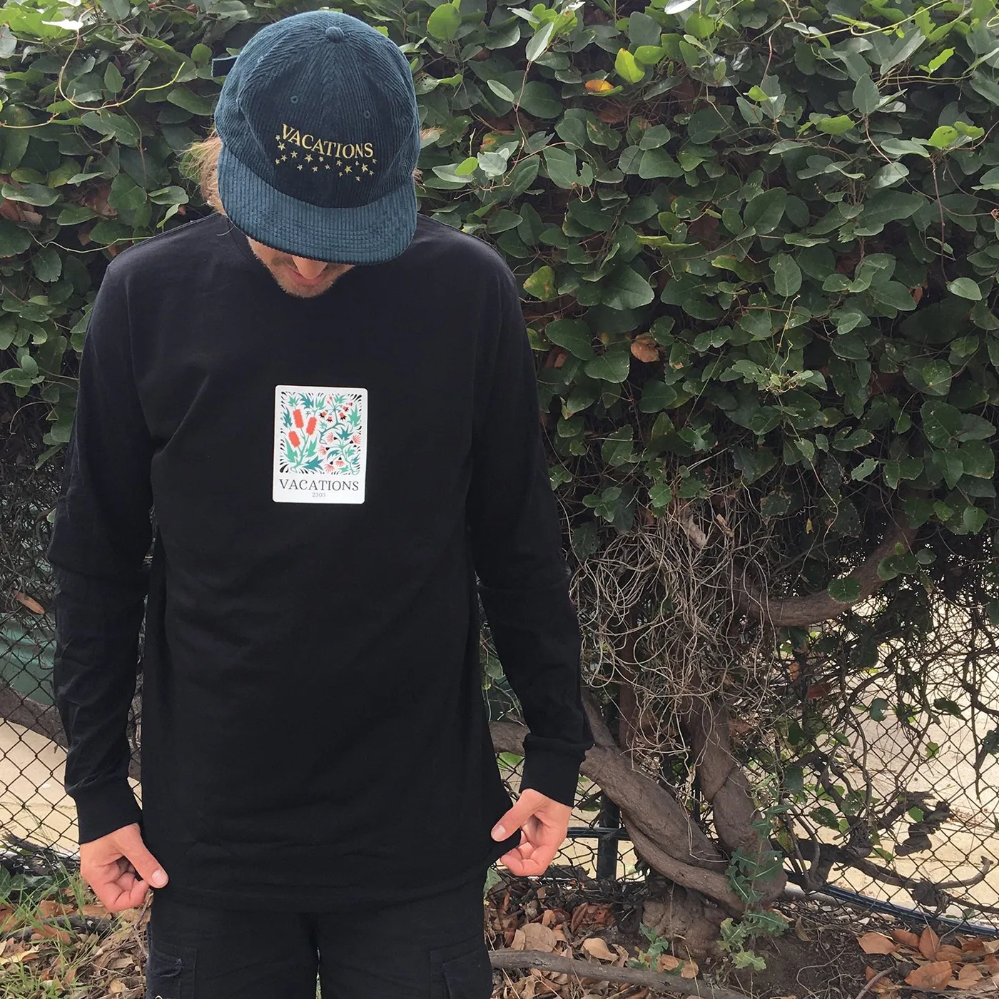 Vacations Floral Longsleeve (Black)