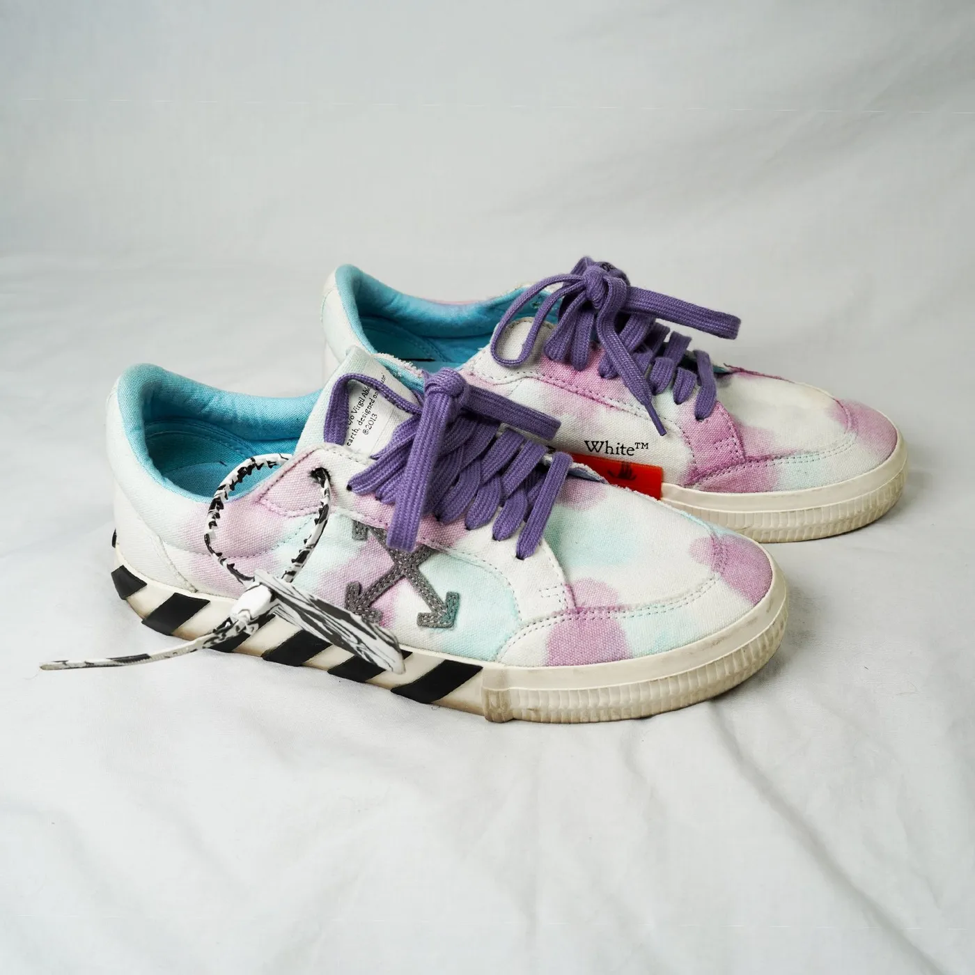 ALLBLACK: Off-White Tie-Dye Low Vulcanized White Lilac