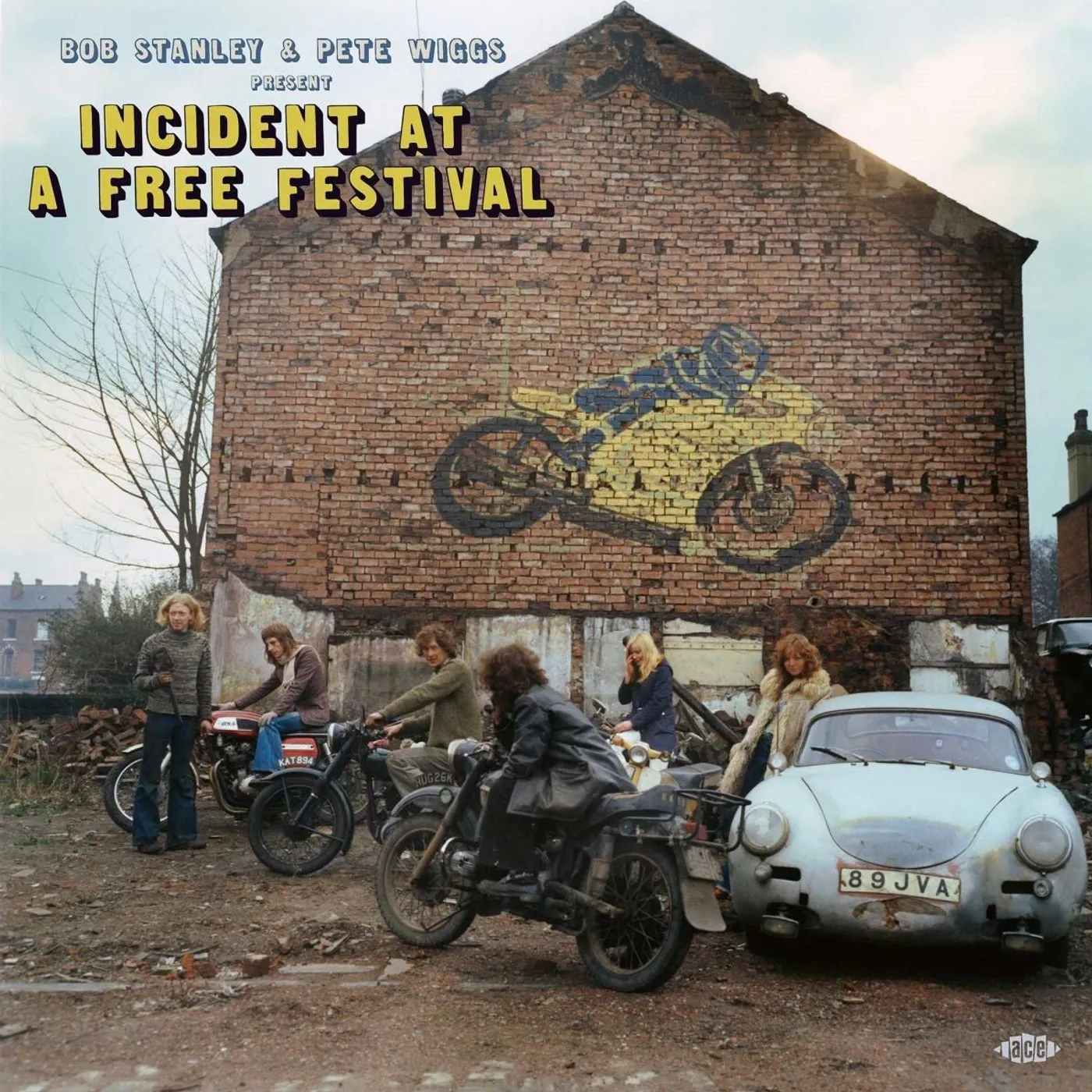 Various Artists LP - Bob Stanley & Pete Wiggs Present Incident At A Free Festival (2Lp) (Vinyl)
