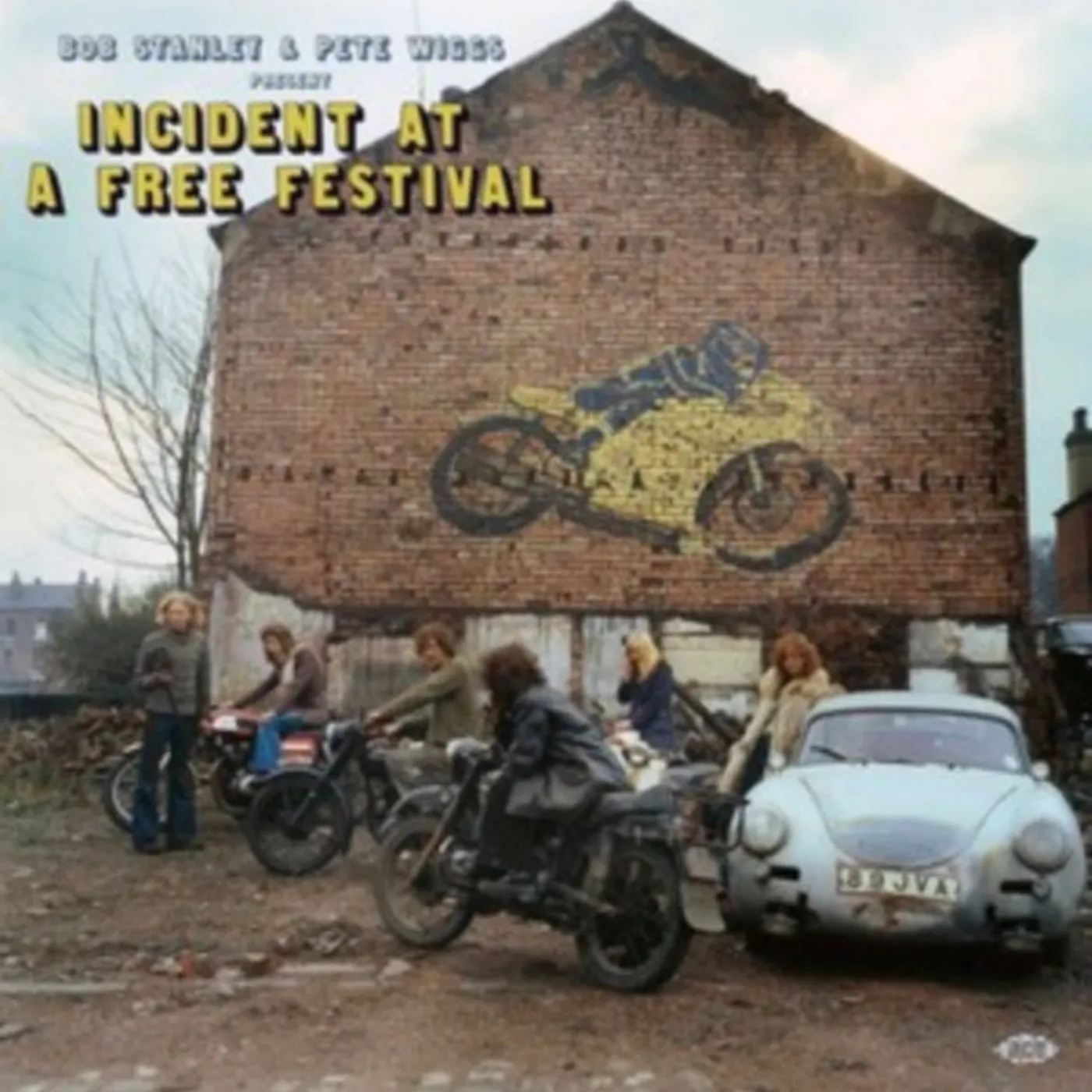 Various Artists CD - Bob Stanley & Pete Wiggs Present Incident At A Free Festival