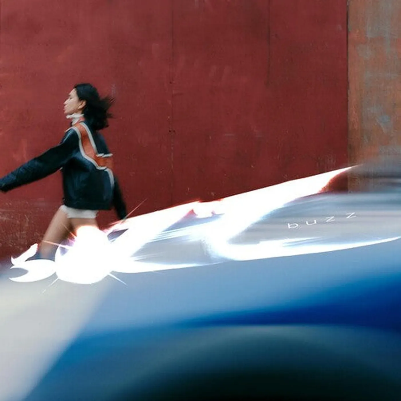 Niki LP Vinyl - Buzz (Colv) (Red)