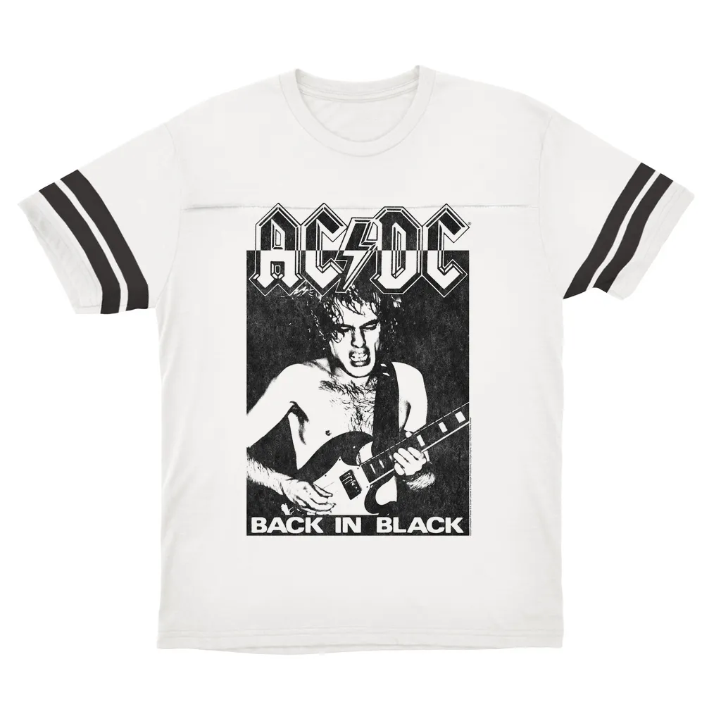 T-Shirt | Contrasting Back In Black Distressed (Equineop Exclusive) Football Shirt