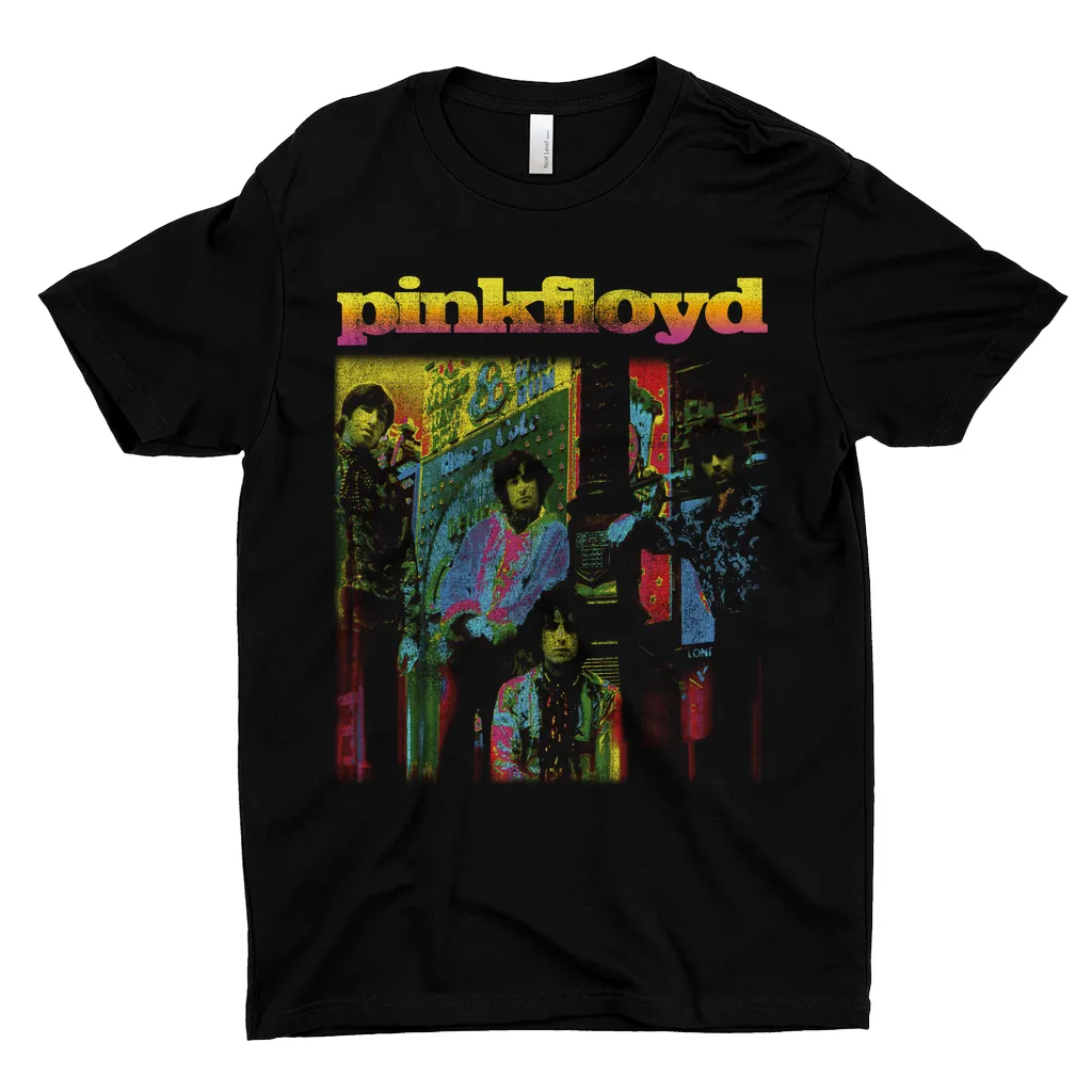T-Shirt | Retro Psychedelic Group Shot Distressed Dark Shirt