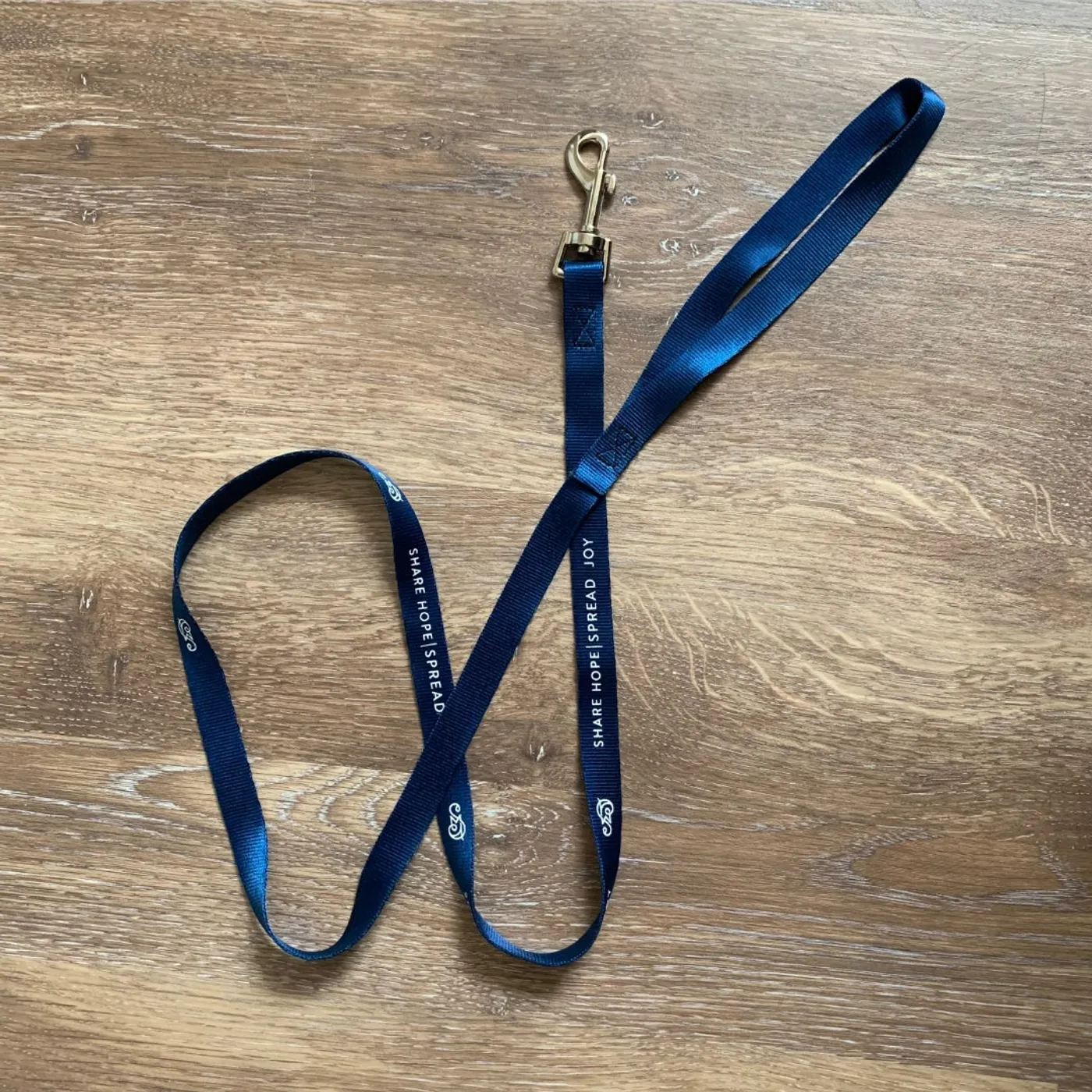 Mat and Savanna Shaw Pet Leash