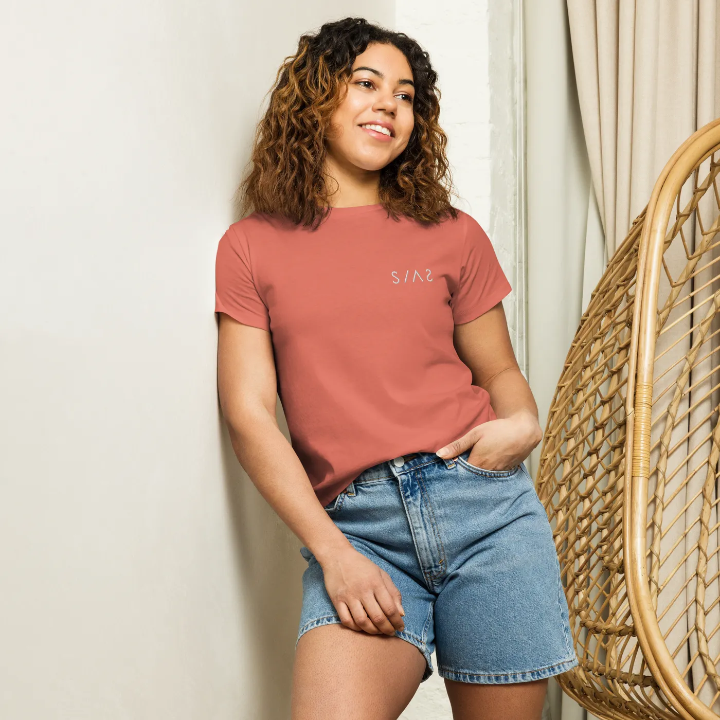 SIAS High-Waisted T