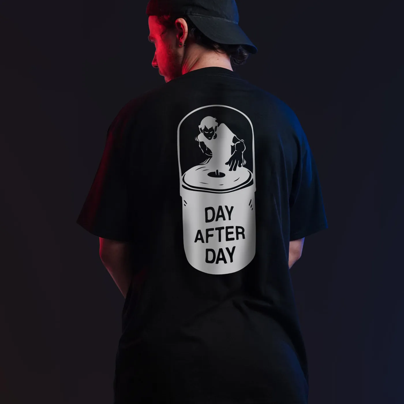 Rave Clothing Day After Day T-Shirt in schwarz