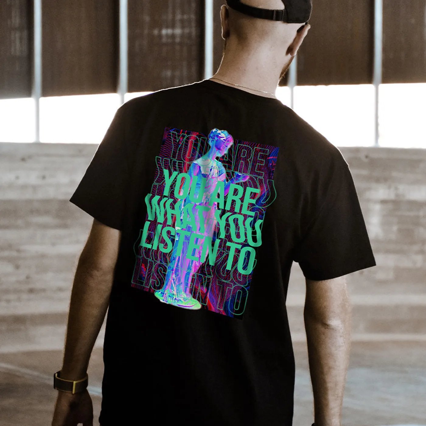 Rave Clothing You are what you listen to T-Shirt in schwarz