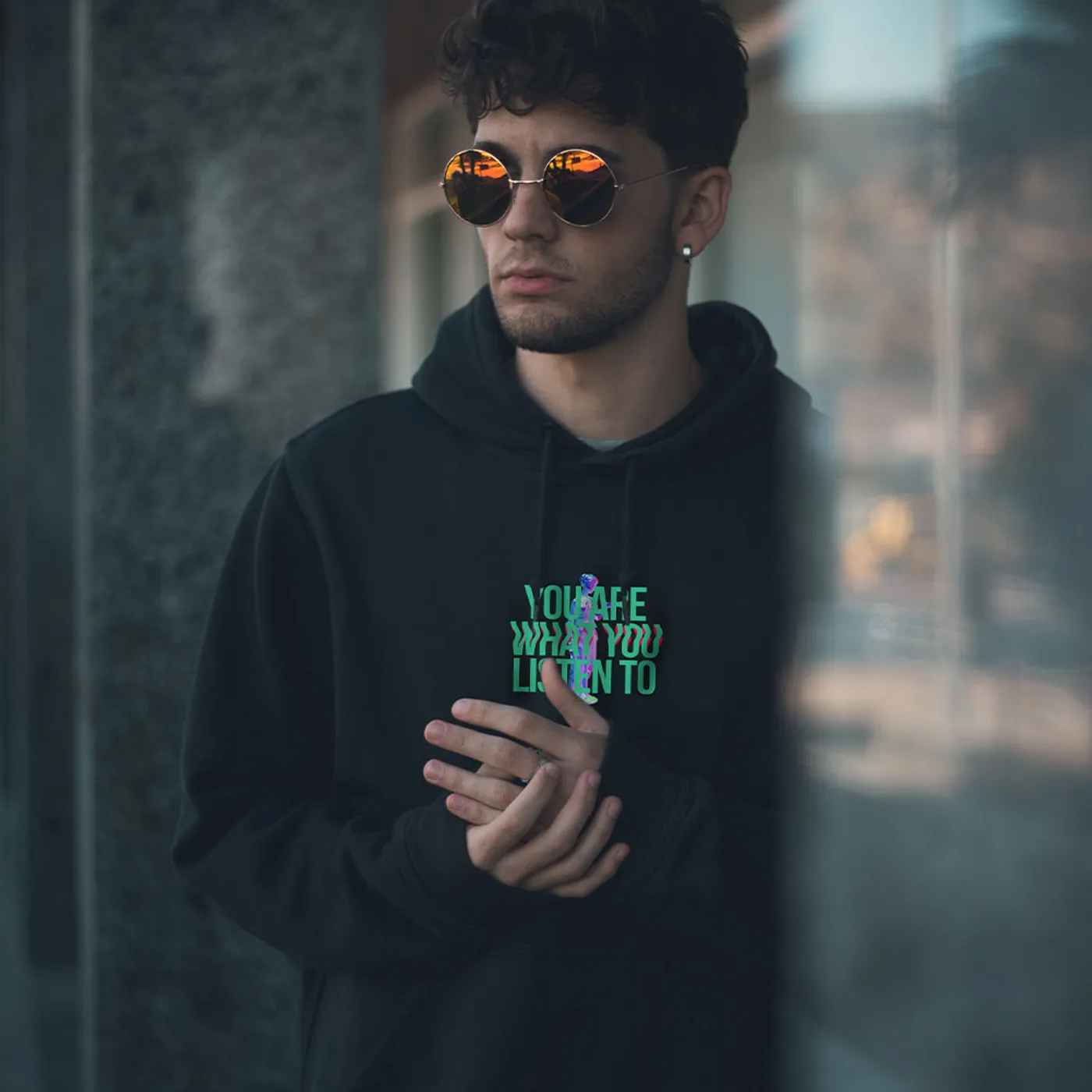 Rave Clothing You are what you listen to Hoodie in schwarz