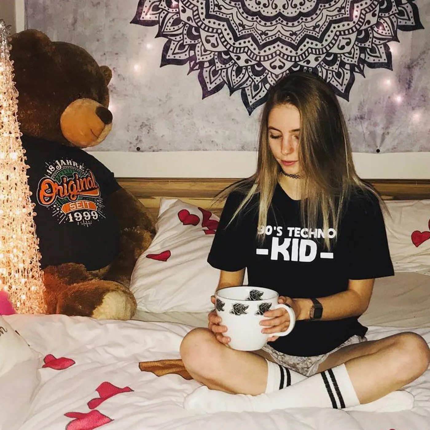 Rave Clothing 90's Techno Kid T-Shirt in schwarz