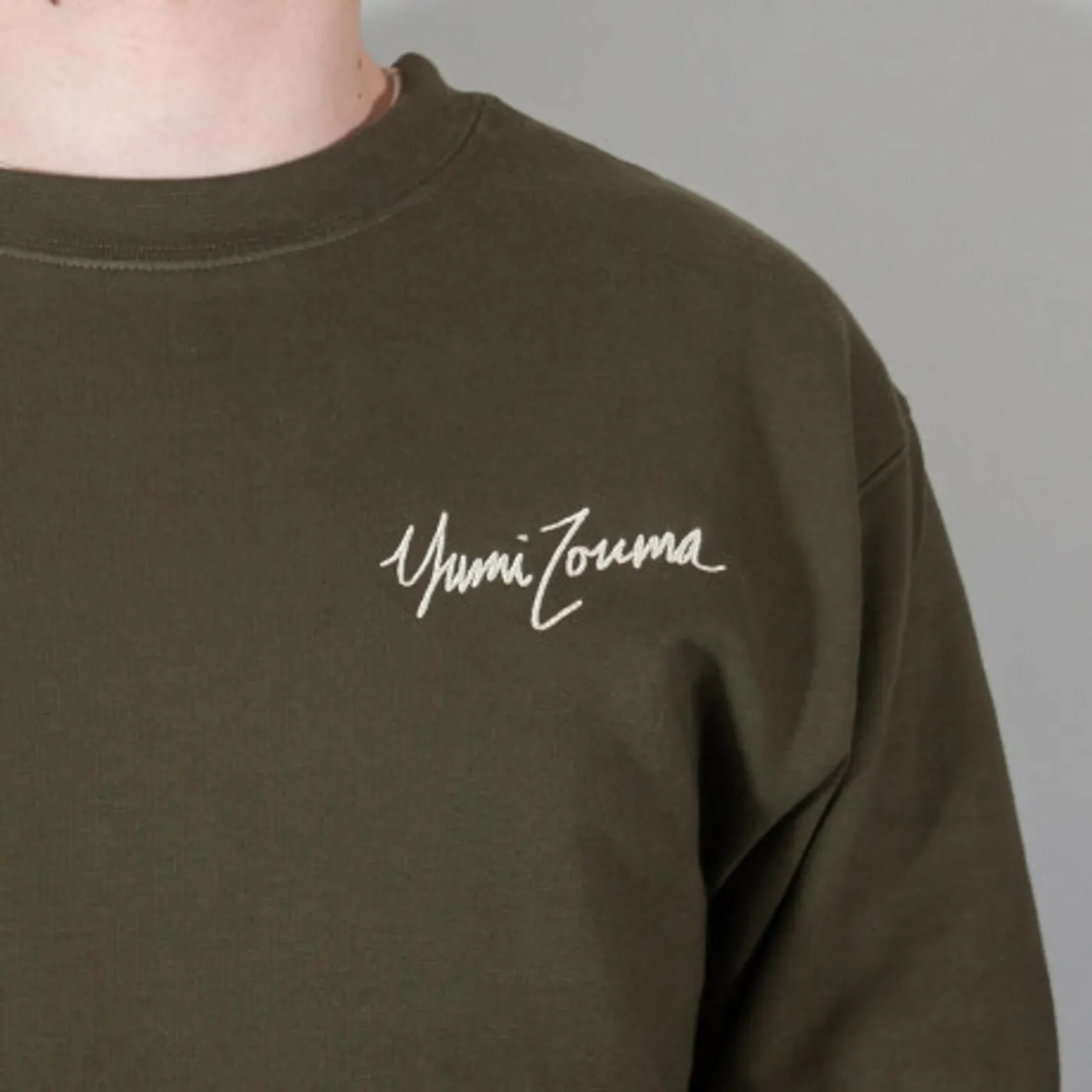 Yumi Zouma Embroidered Crew Neck Sweatshirt Crew Neck Sweatshirt (Medium)