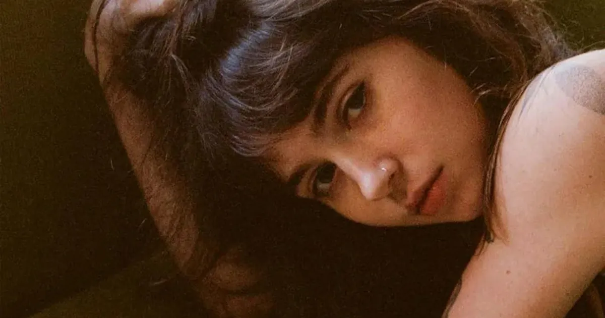 Clairo - Charm