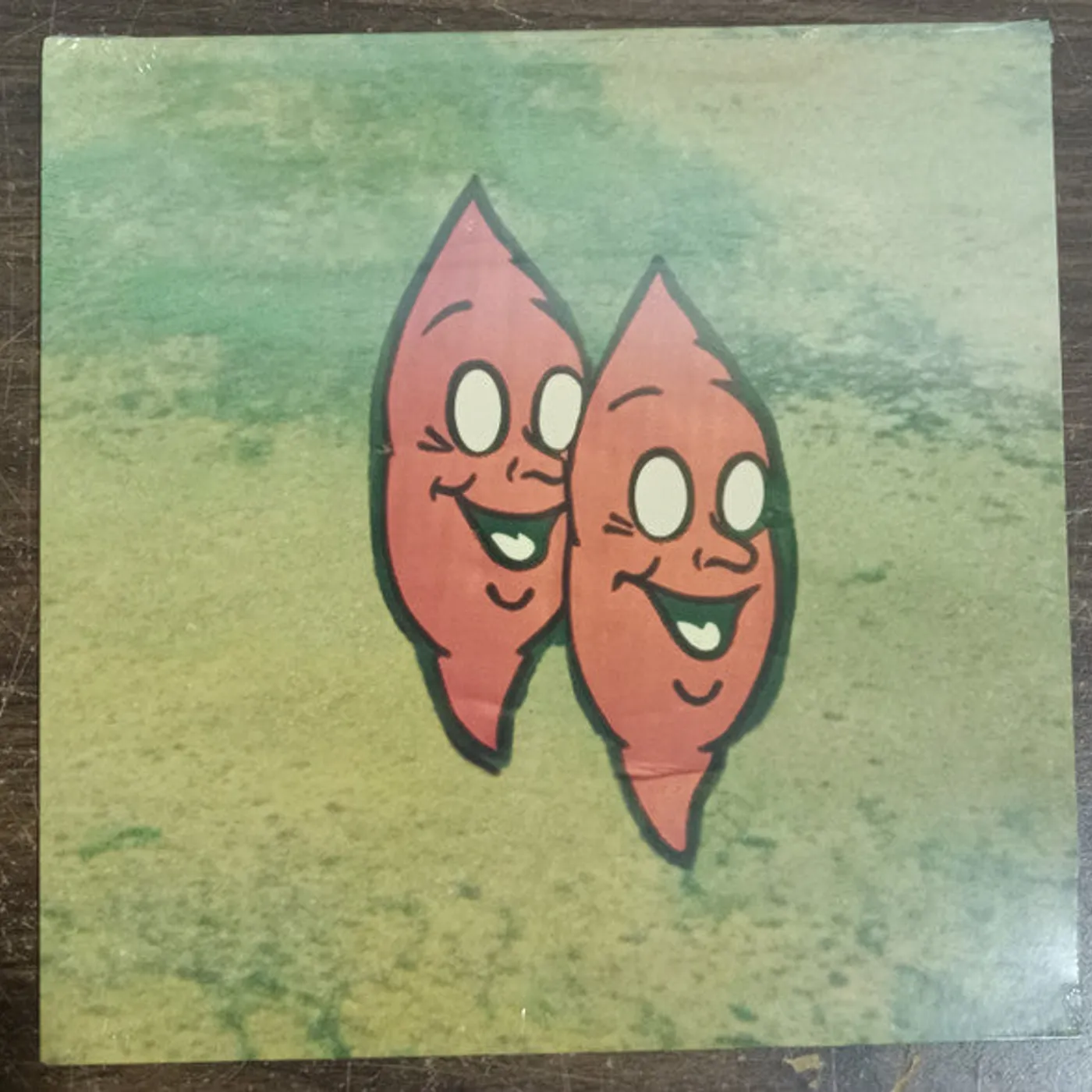 The Humms ‎– Pelzer Fuck Club lp - one of the corners of the cover has very light wear from shipping to the vendor (Vinyl)