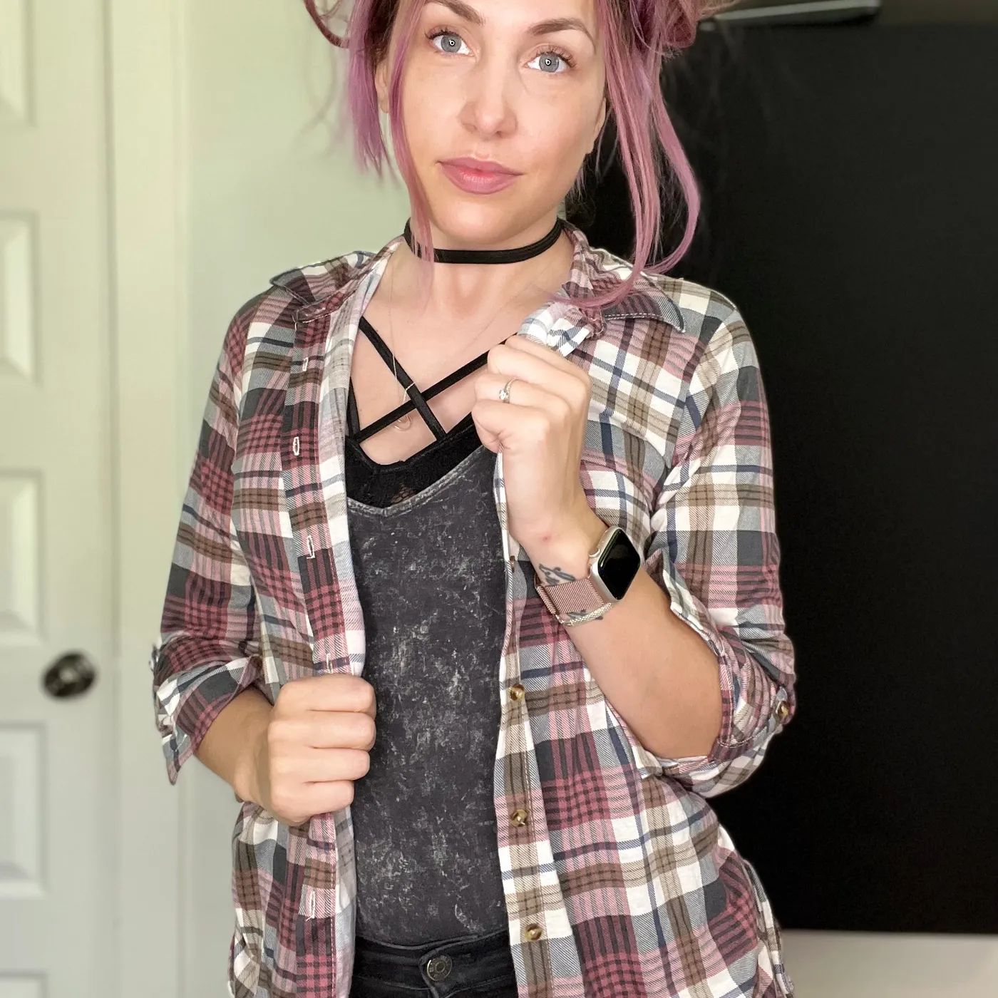 Icon For Hire Vintage Icon Button Up -Size Small