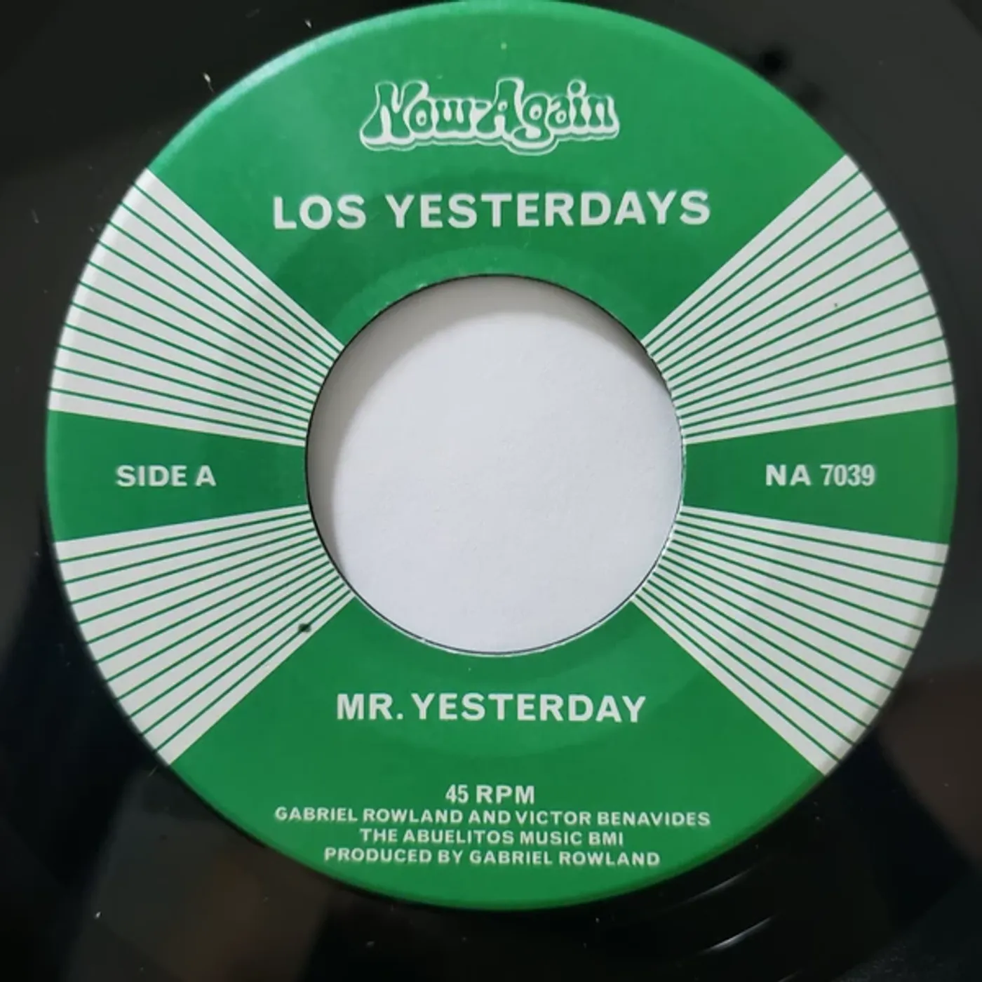Los Yesterdays MR YESTERDAY / SO INSINCERE Vinyl Record