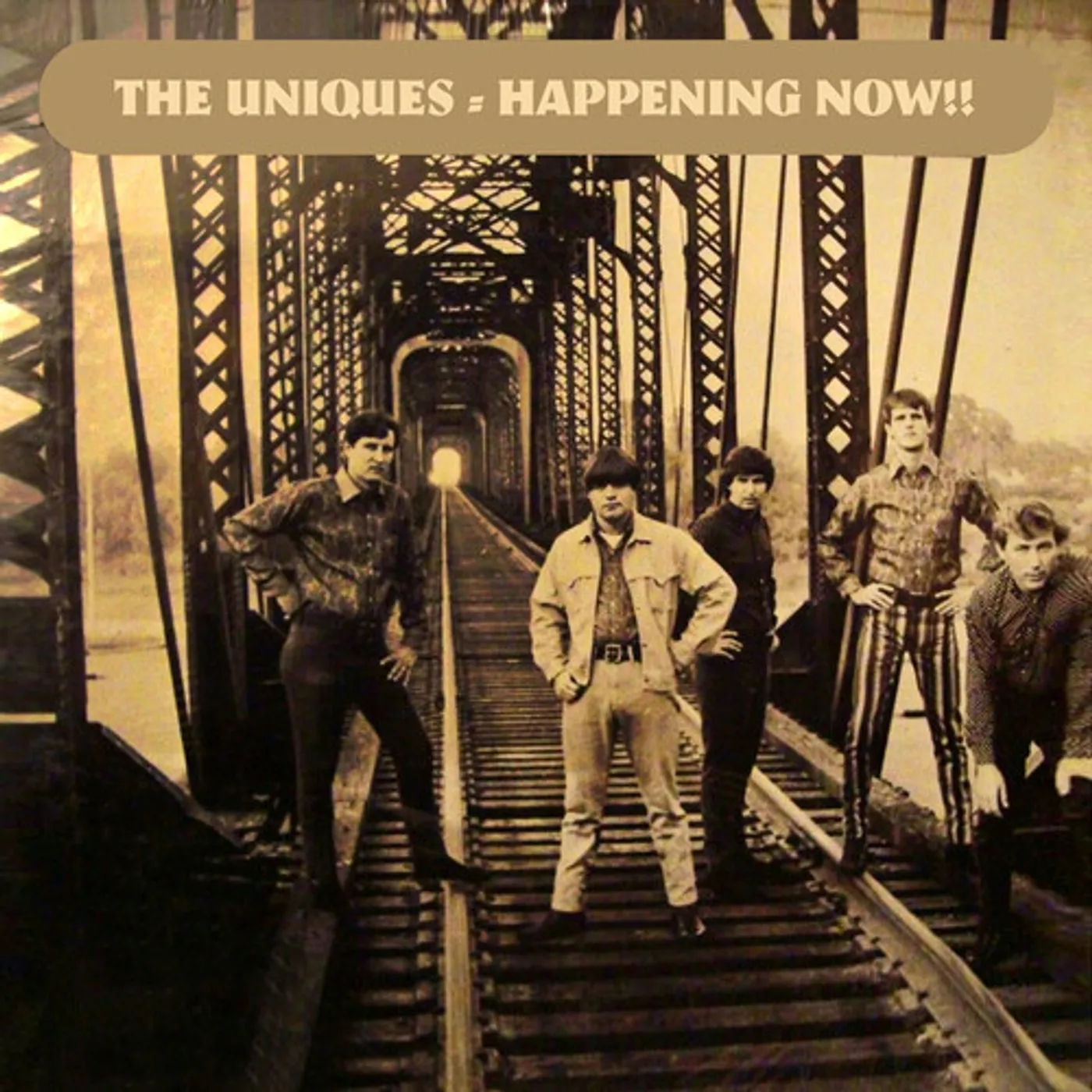 Uniques HAPPENING NOW CD