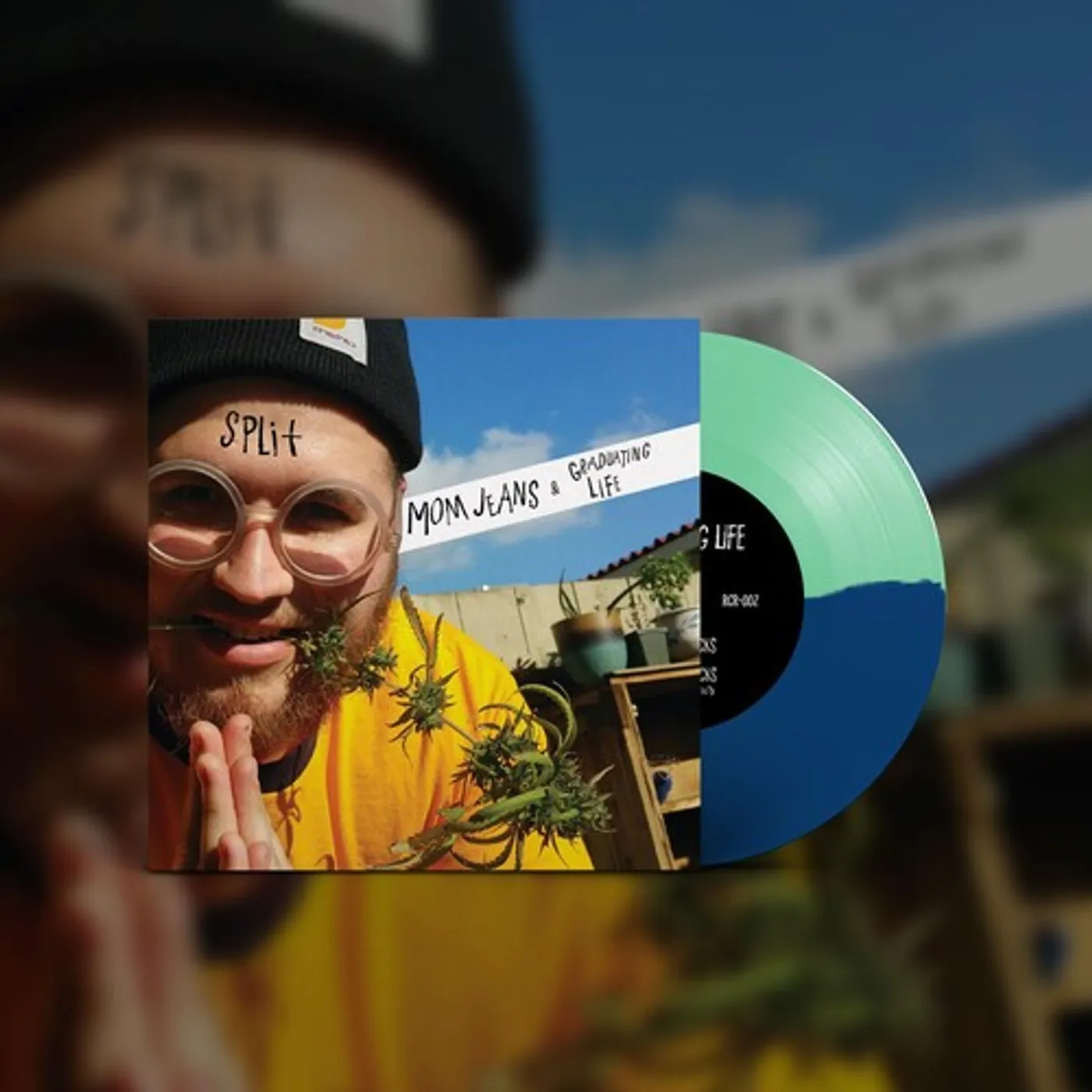 MOM JEANS. / GRADUATING LIFE Vinyl Record