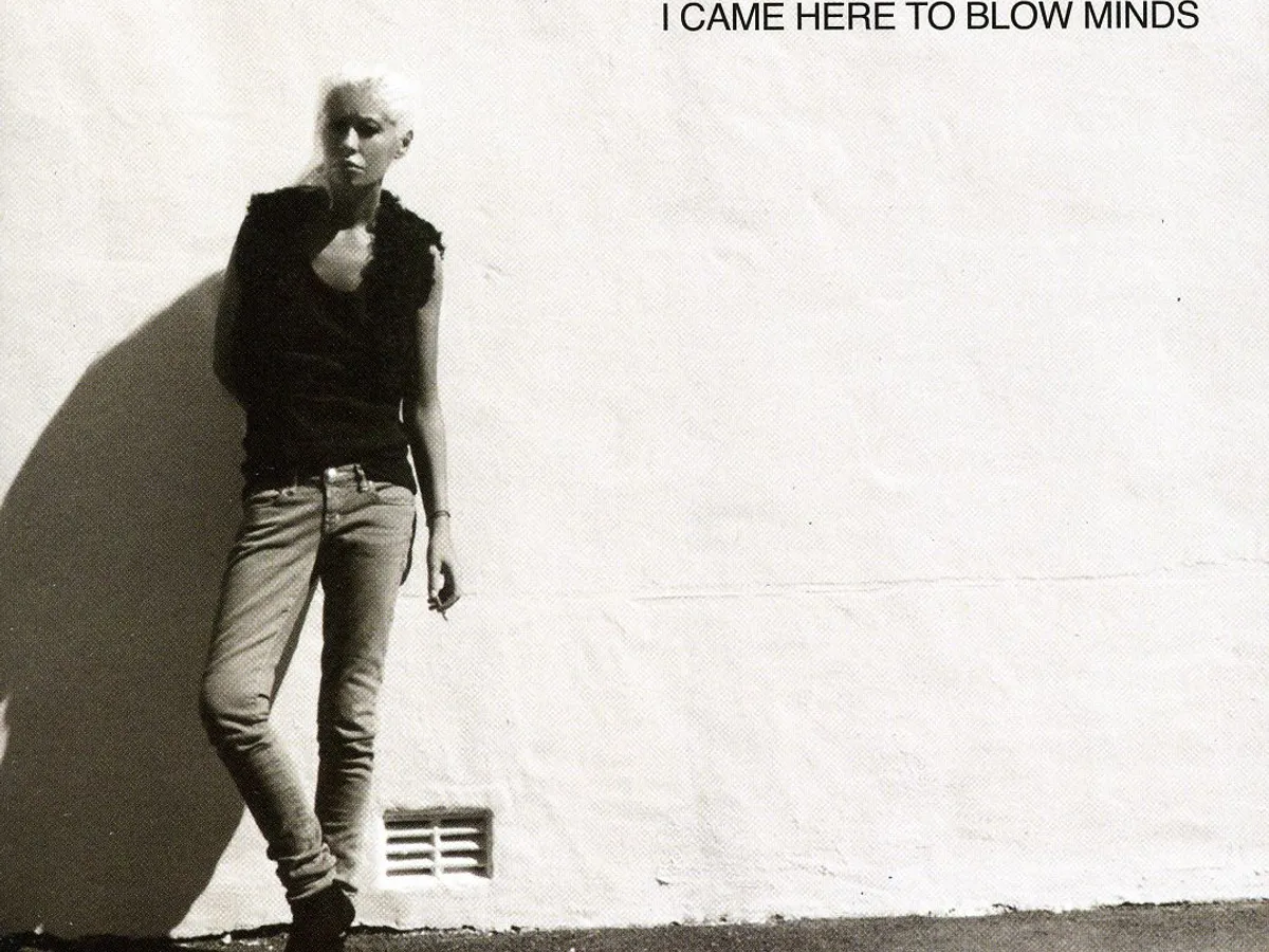 洋楽 Wendy James I Came Here To Blow Minds I Came Here To Blow Minds - YouTube
