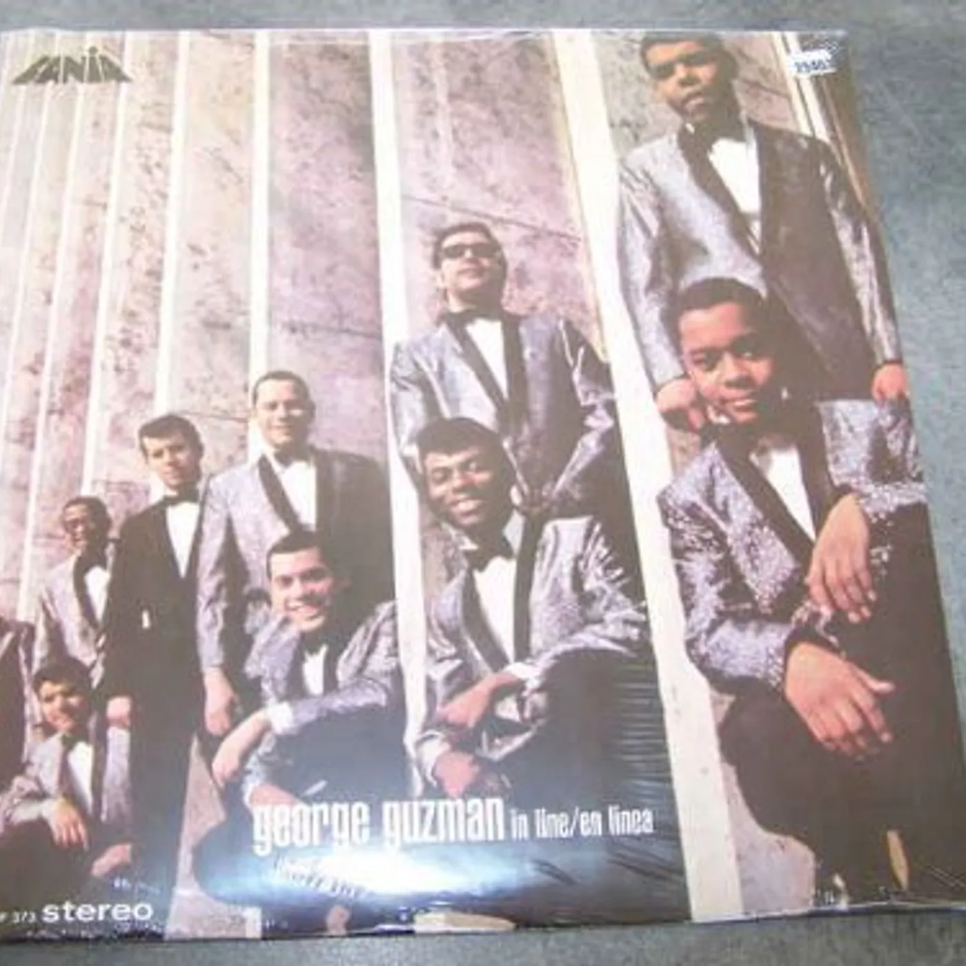 George Guzman IN LINE ( EN LINEA ) Vinyl Record