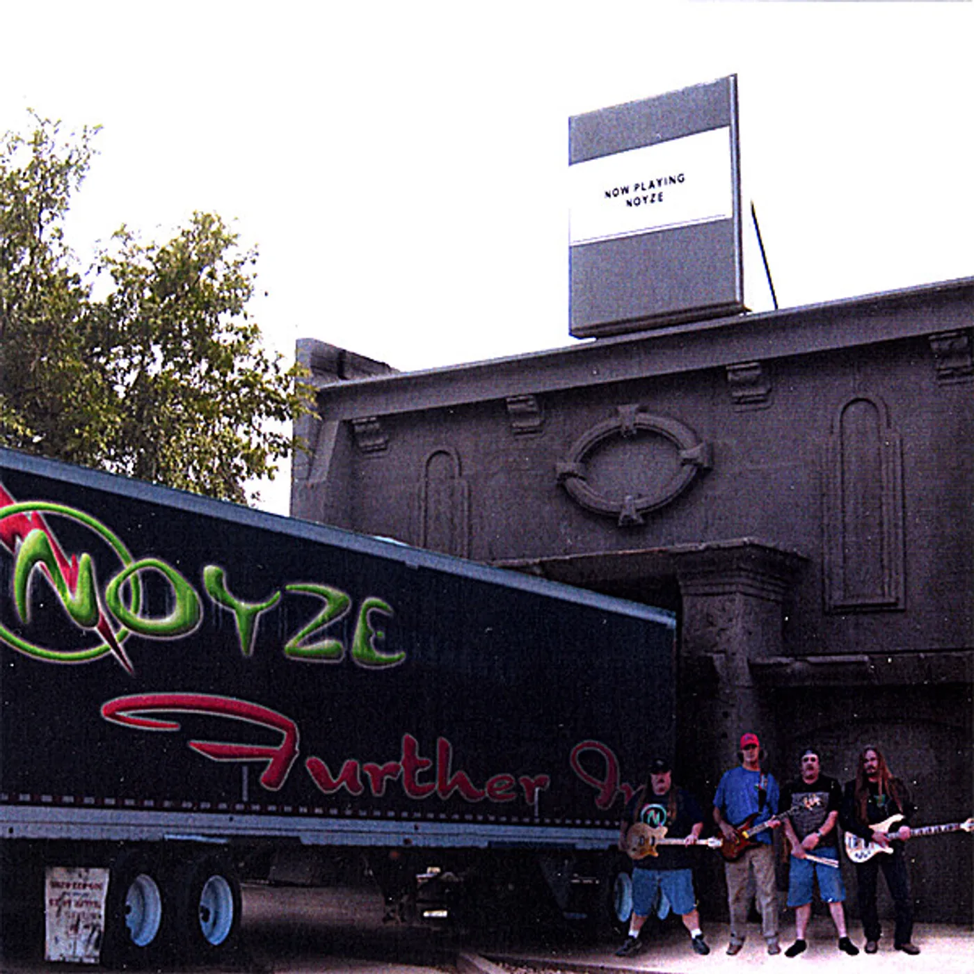 Noyze FURTHER IN CD
