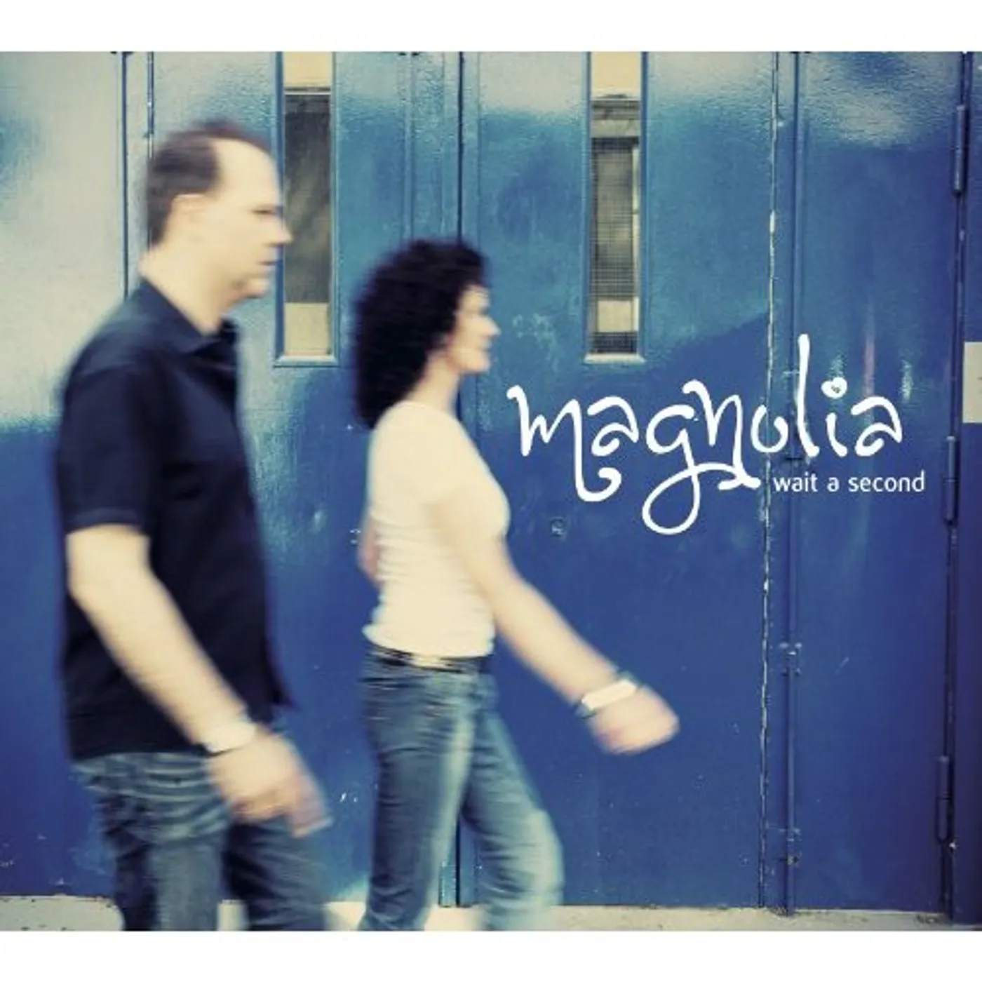 Magnolia WAIT A SECOND CD