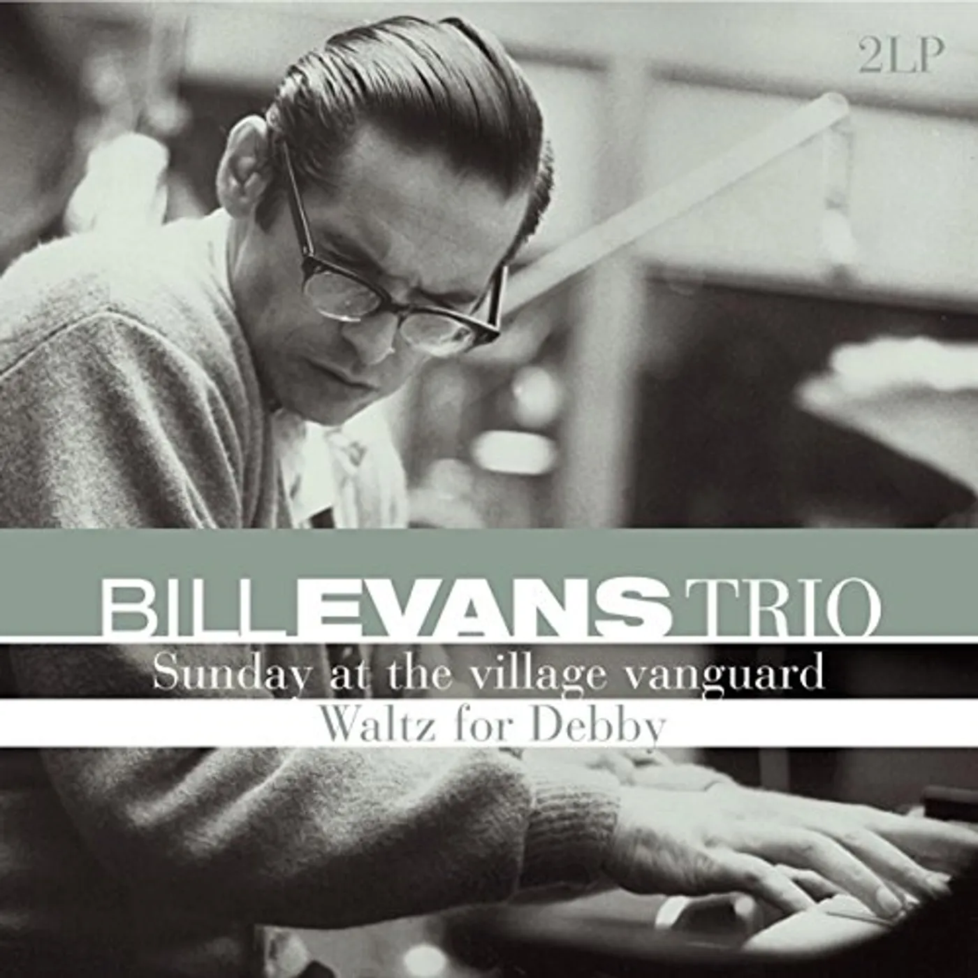 Bill Evans SUNDAY AT THE VILLAGE VANGUARD / WALTZ FOR DEBBY Vinyl Record