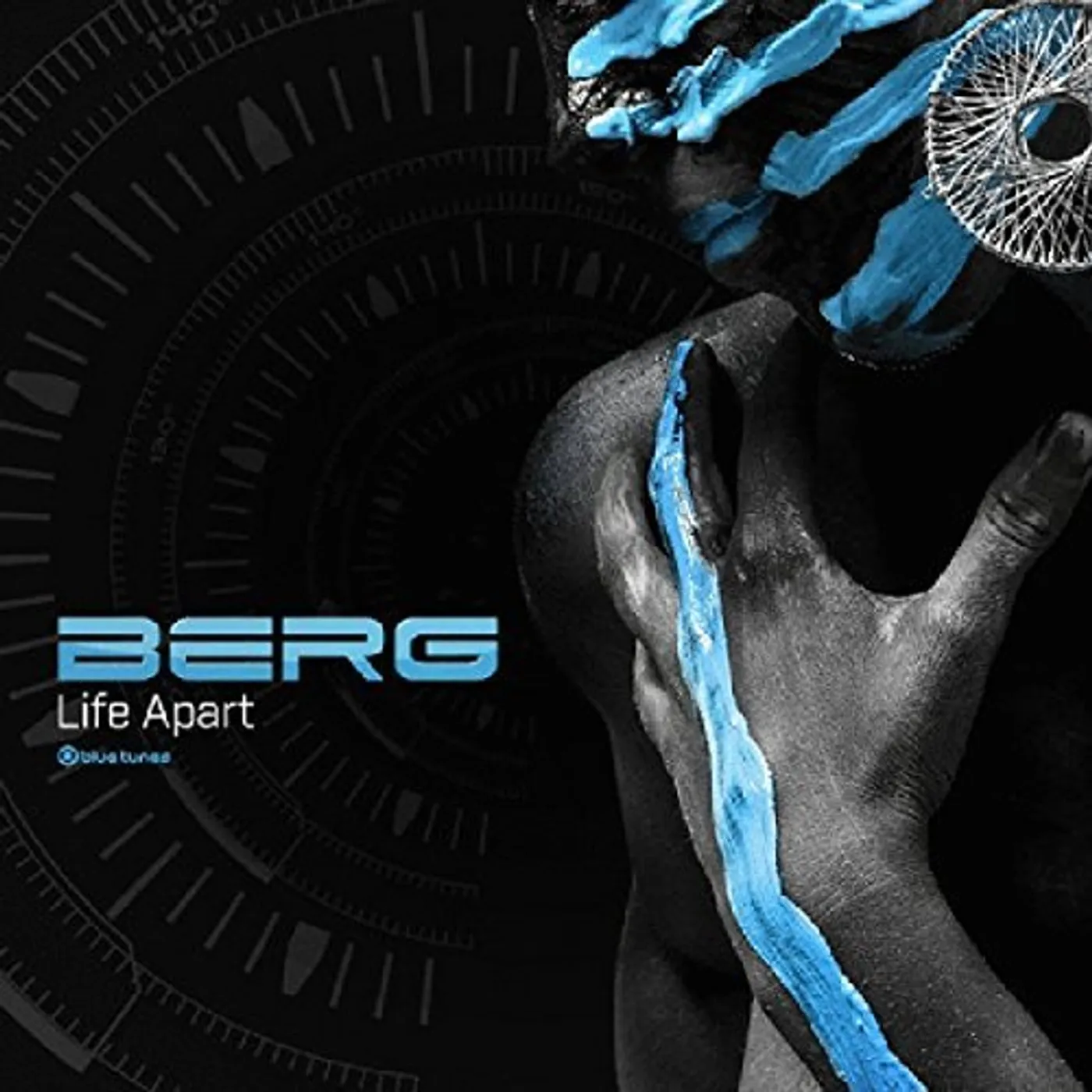 Berg LIFE APART CD