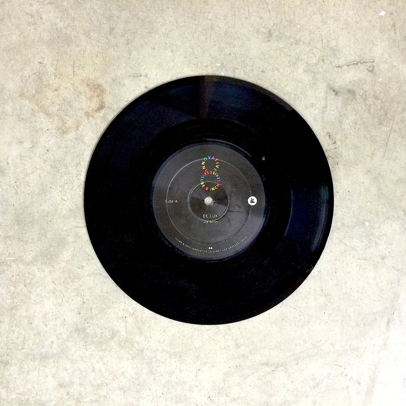 De Lux BERLIN JOE / STRANGER LOVE 8 Vinyl Record