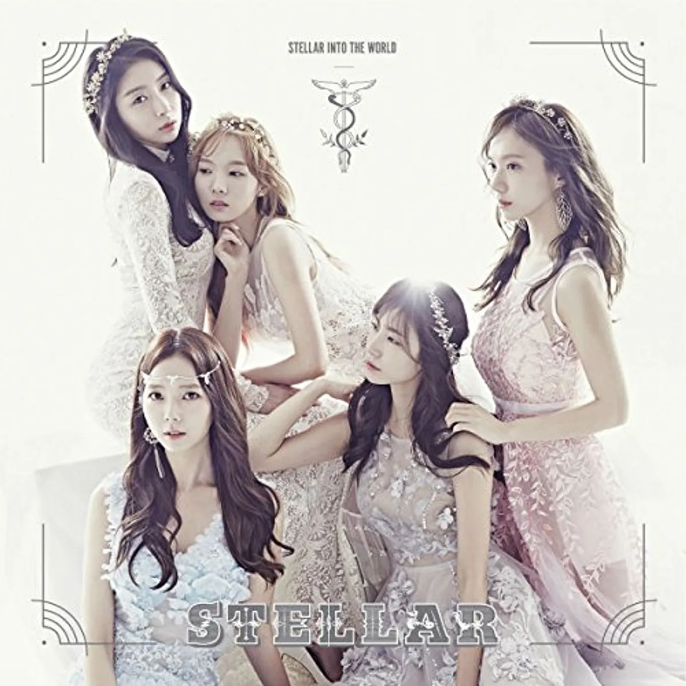 Stellar INTO THE WORLD (3RD MINI ALBUM) CD