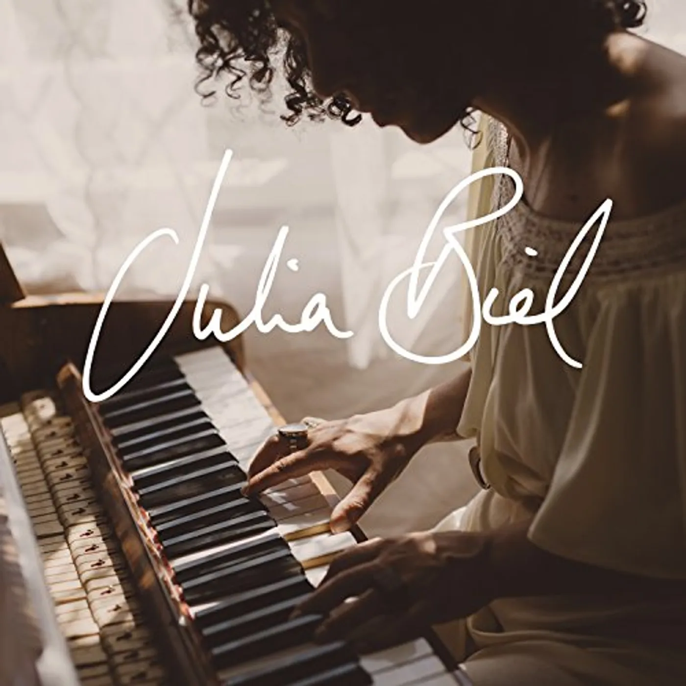 JULIA BIEL CD