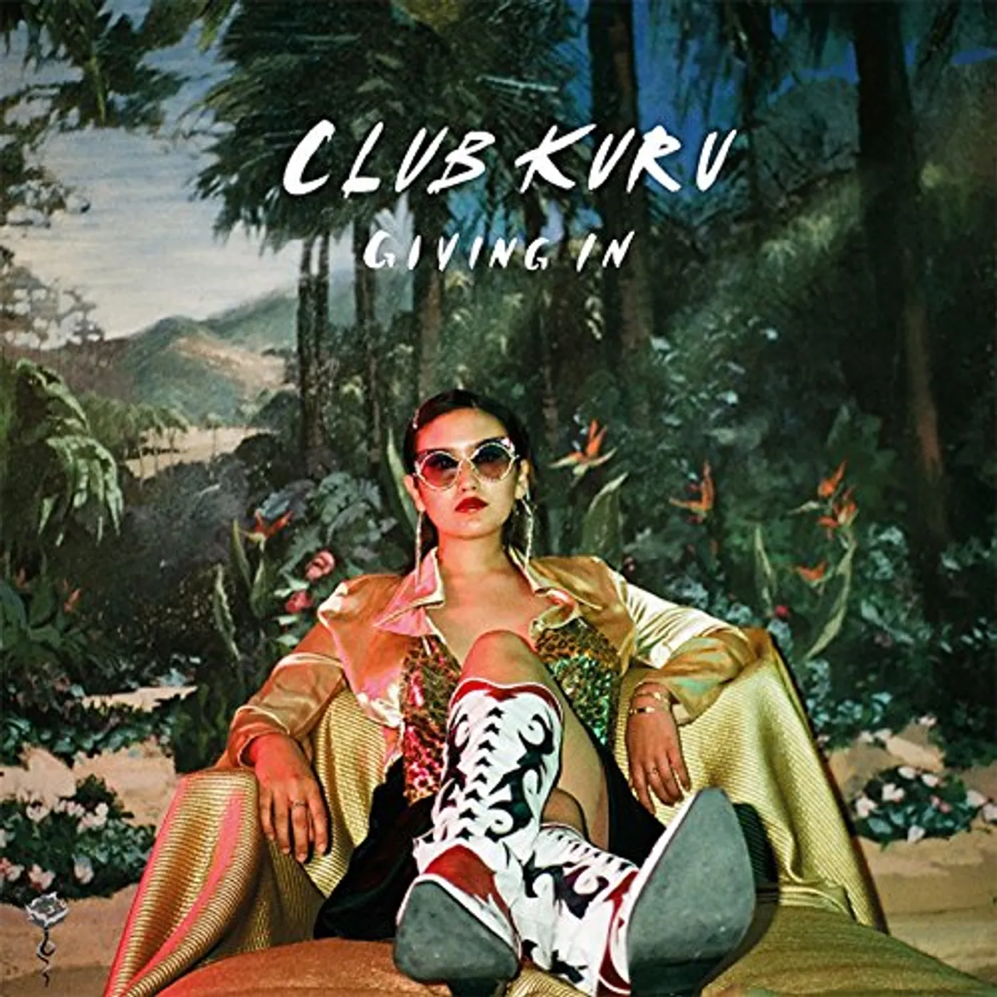 Club Kuru GIVING IN CD