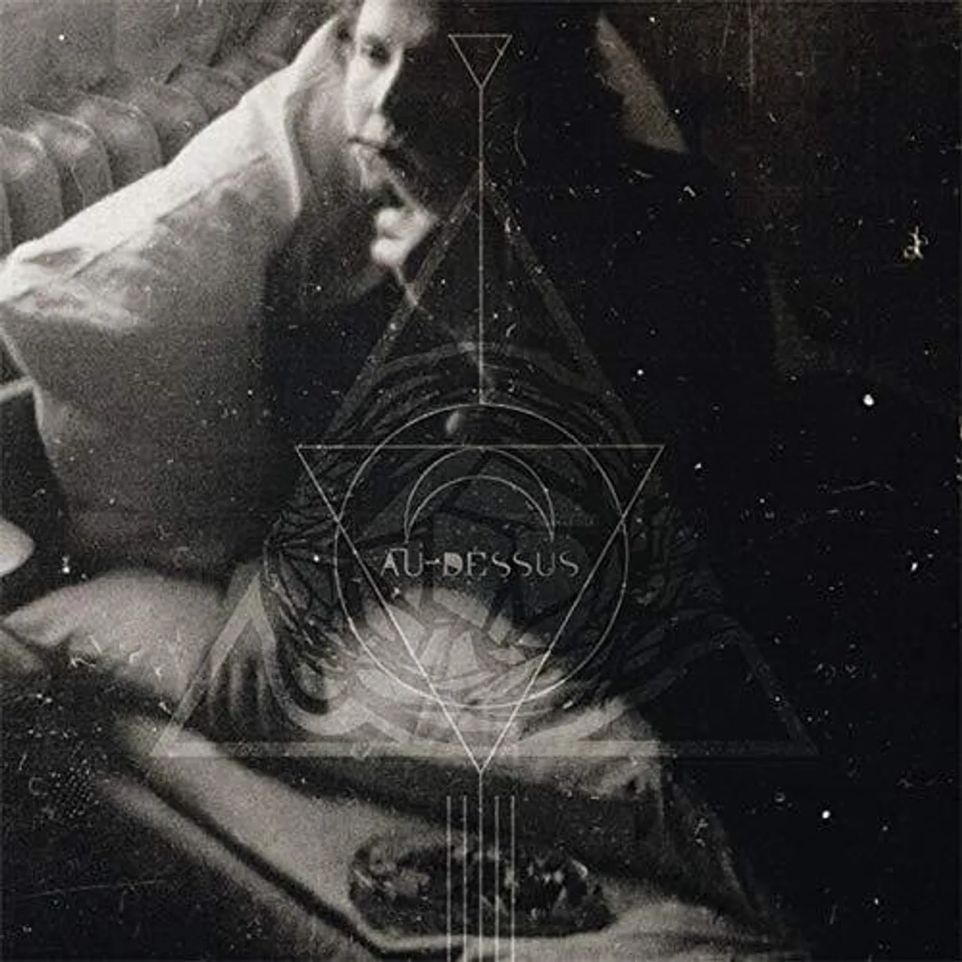 AU-DESSUS CD