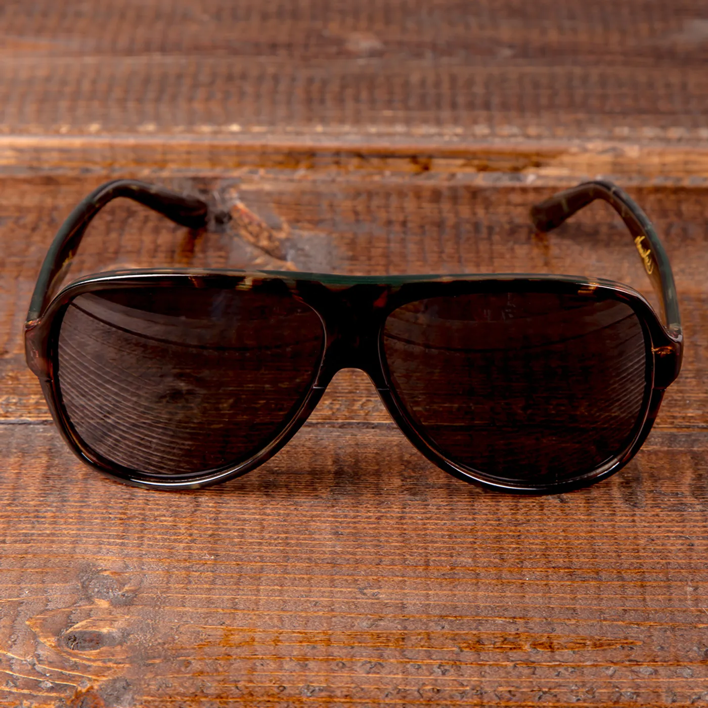 Bruce Lee Signature Sunglasses w/ case