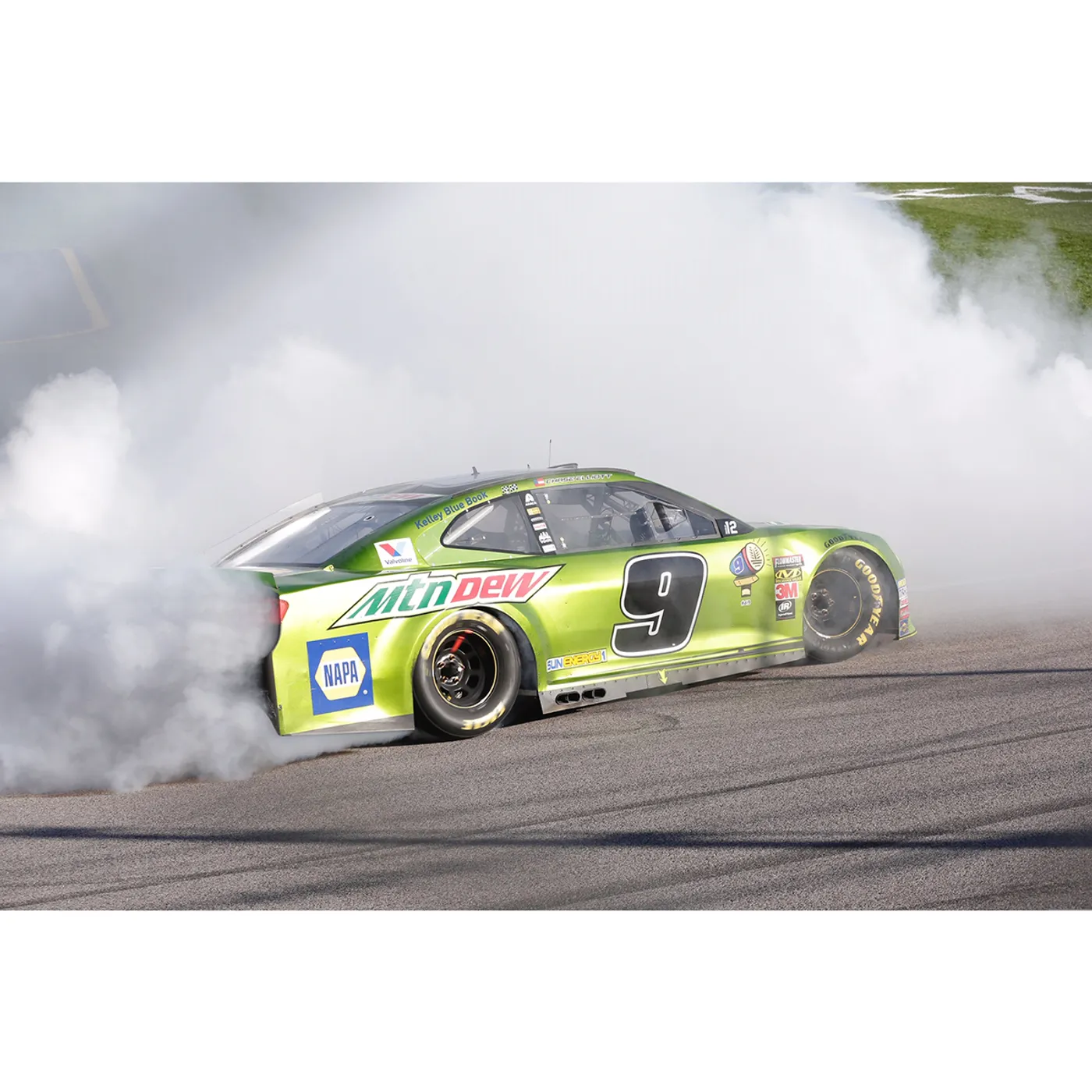 Hendrick Motorsports Chase Elliott 2018 Hollywood Casino 400 RACE WIN 1:24 ELITE Die Cast