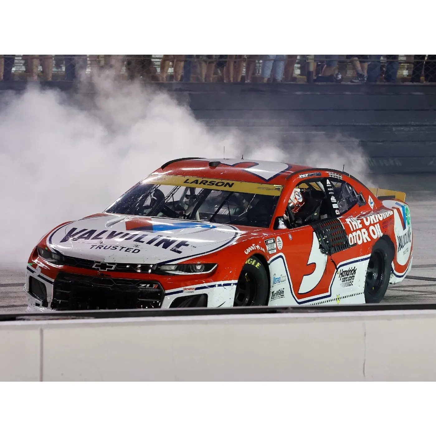 Hendrick Motorsports Kyle Larson #5 Bristol Bass Pro Shops Night Race WIN 1:24 HO