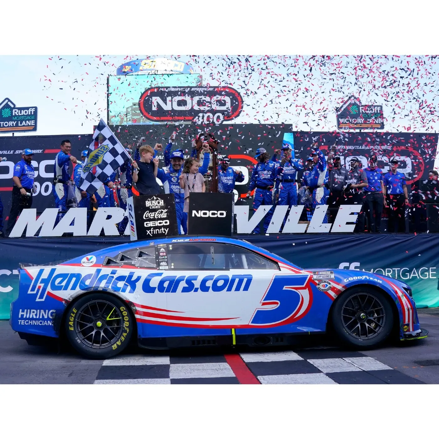 Hendrick Motorsports Kyle Larson Martinsville 2023 Spring RACE WIN 1:64 Die-Cast