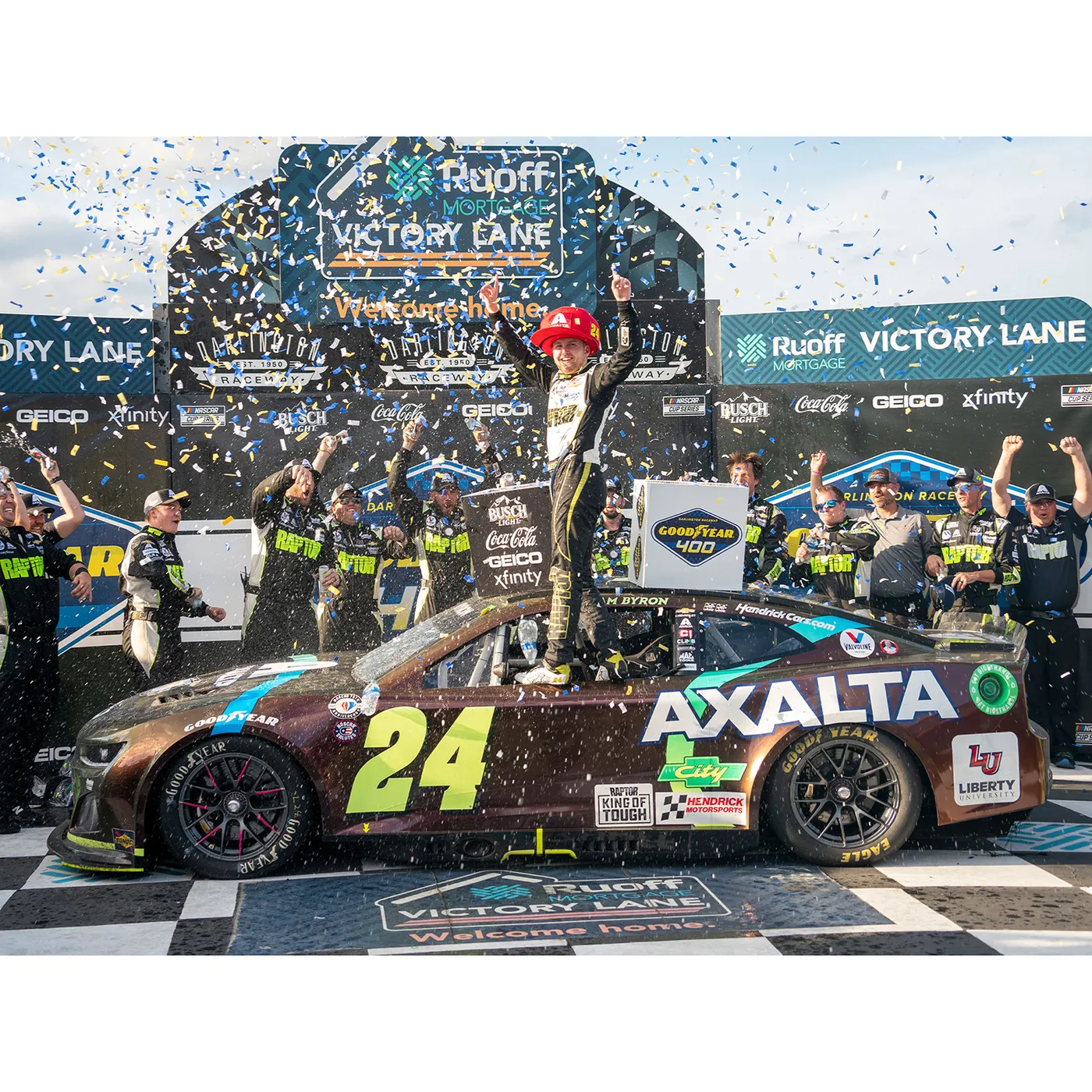 Hendrick Motorsports William Byron #24 2023 Darlington Spring RACE WIN 1:64 Die-Cast