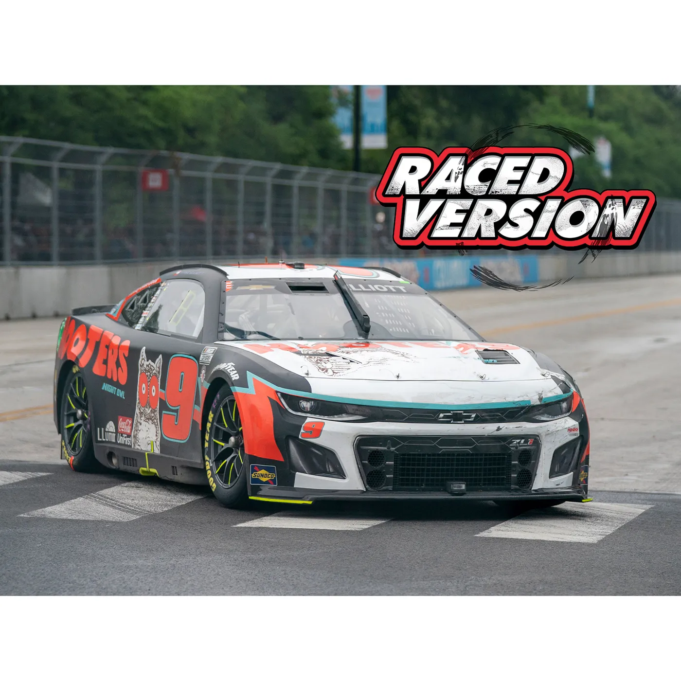Hendrick Motorsports Chase Elliott #9 2023 Hooters Chicago Street Race Backup Car Raced Version 1:24 ELITE Die-Cast